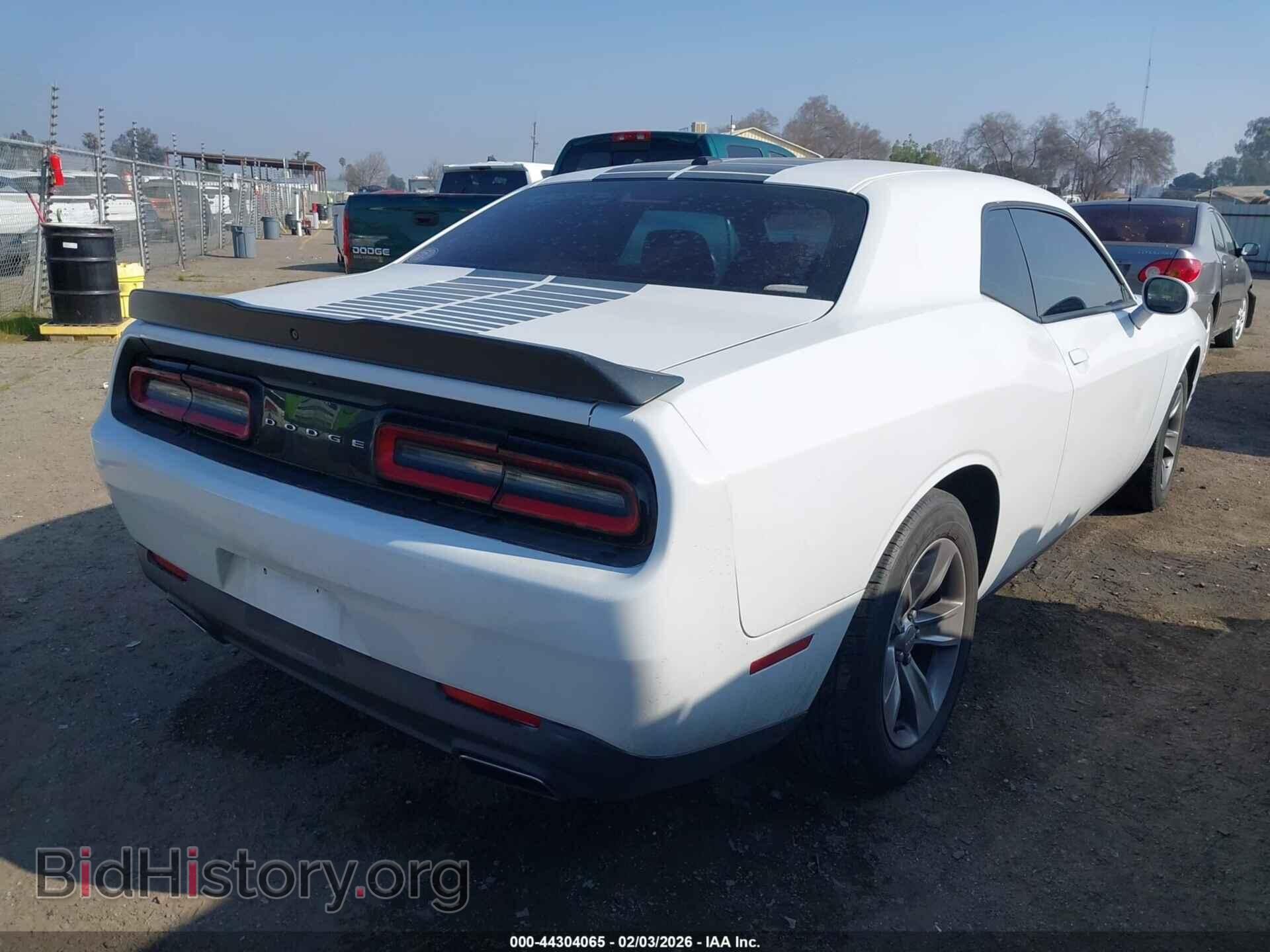 2016 DODGE CHALLENGER - VIN: 2C3CDZAG3GH138160 - Фото 4
