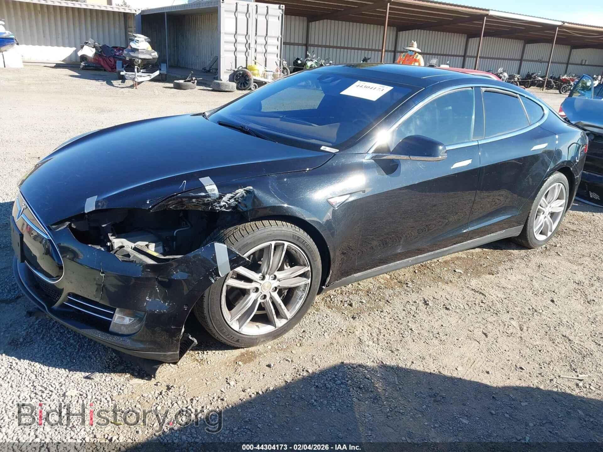 2015 TESLA MODEL S - VIN: 5YJSA1E41FF120259 - Фото 2