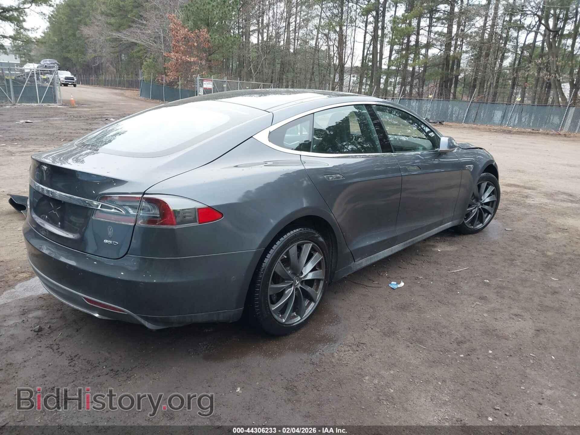 2015 TESLA MODEL S - VIN: 5YJSA1E28FF109175 - Фото 4