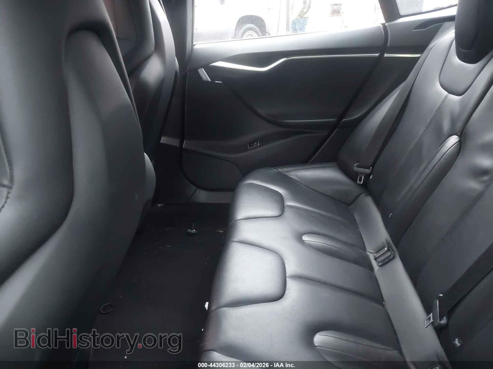 2015 TESLA MODEL S - VIN: 5YJSA1E28FF109175 - Фото 8