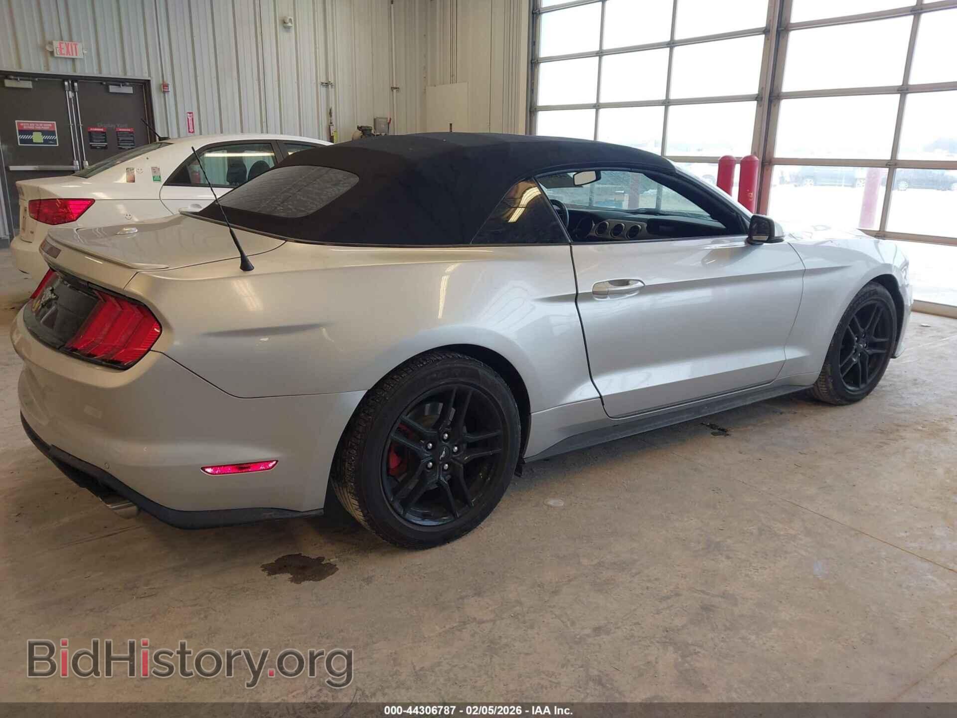 2018 FORD MUSTANG - VIN: 1FATP8UH8J5124065 - Фото 4