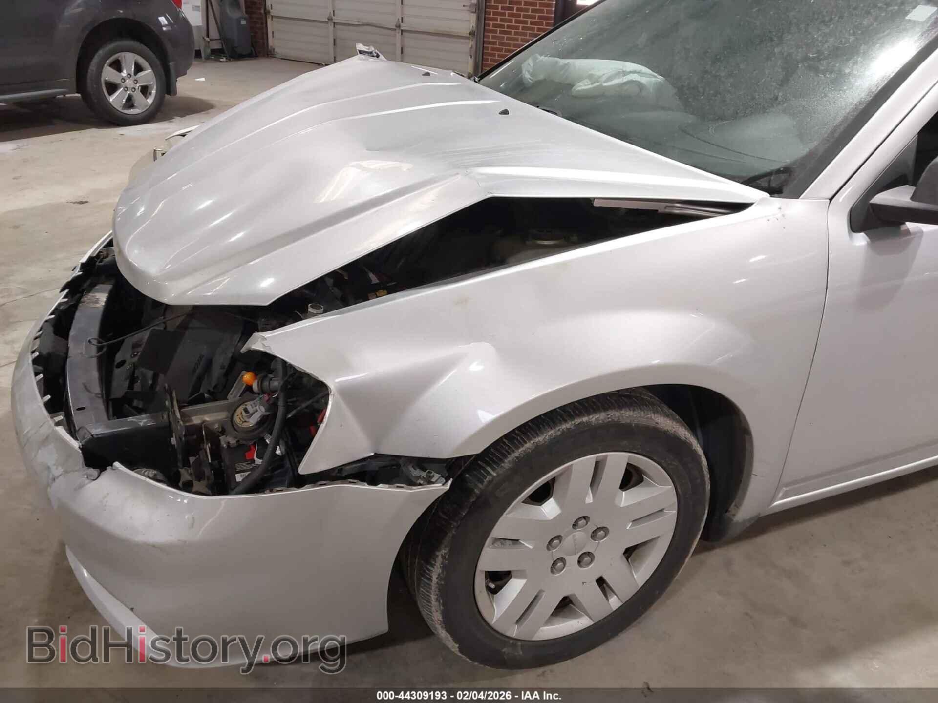 2011 DODGE AVENGER - VIN: 1B3BD4FB8BN624858 - Фото 6