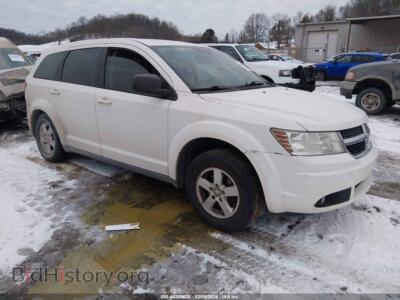 2010 Dodge JOURNEY SE, white — VIN 3D4PG4FBOAT183644, IAAI