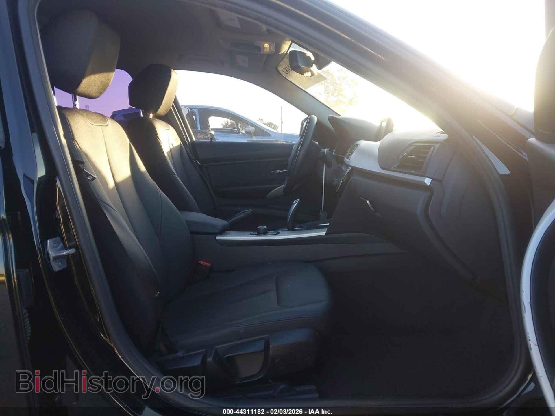 2018 BMW 320I - VIN: WBA8E1G56JNU92420 - Фото 5
