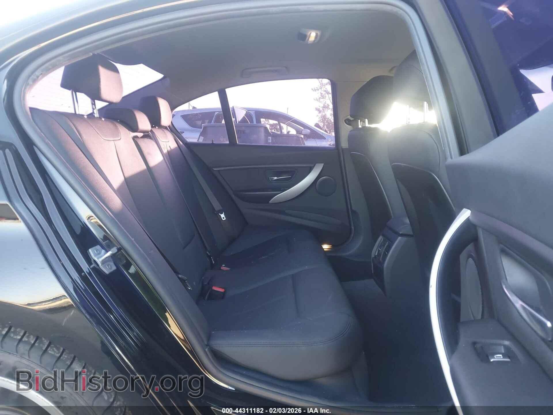 2018 BMW 320I - VIN: WBA8E1G56JNU92420 - Фото 8