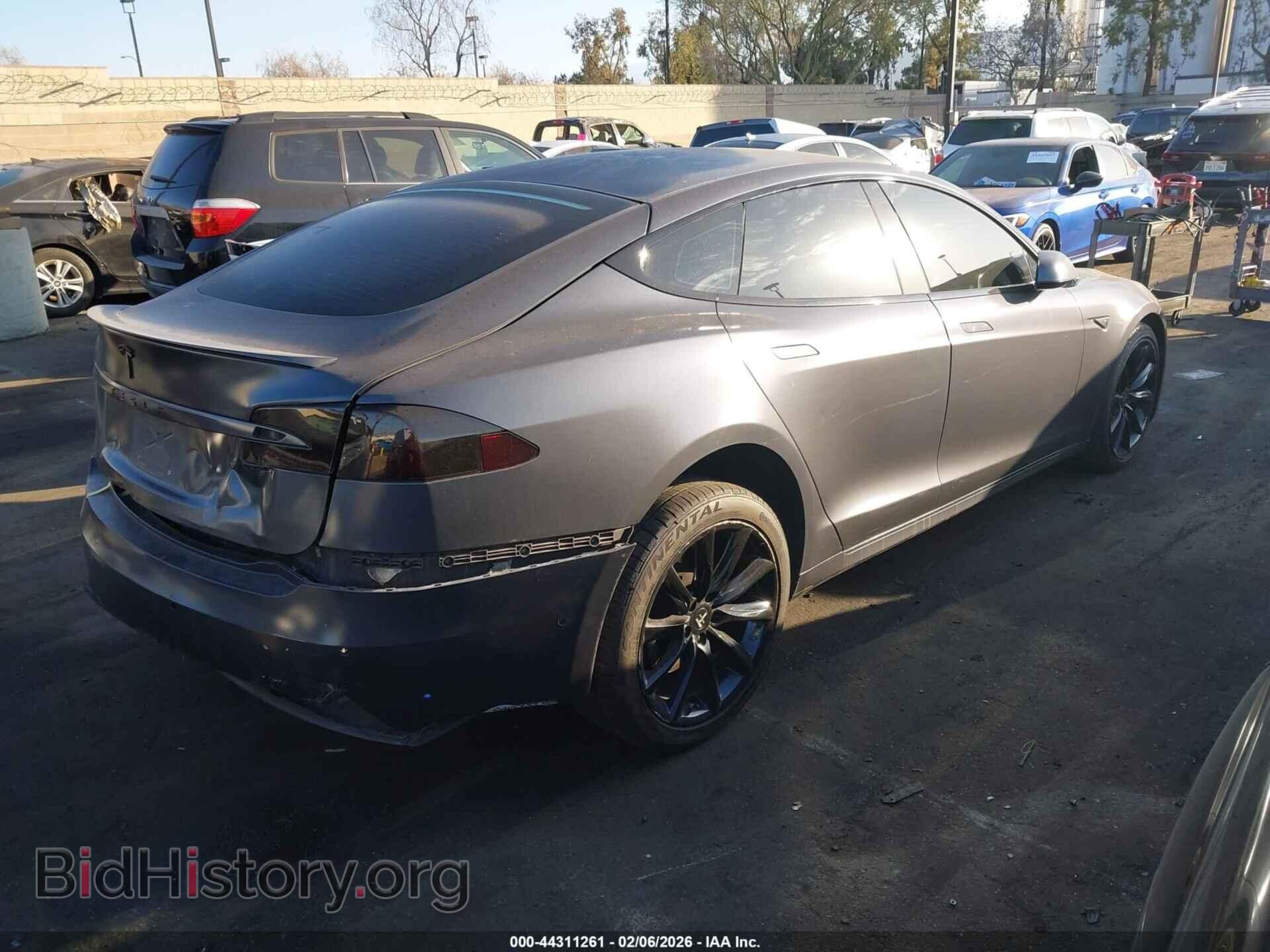 2016 TESLA MODEL S - VIN: 5YJSA1E45GF151693 - Фото 4