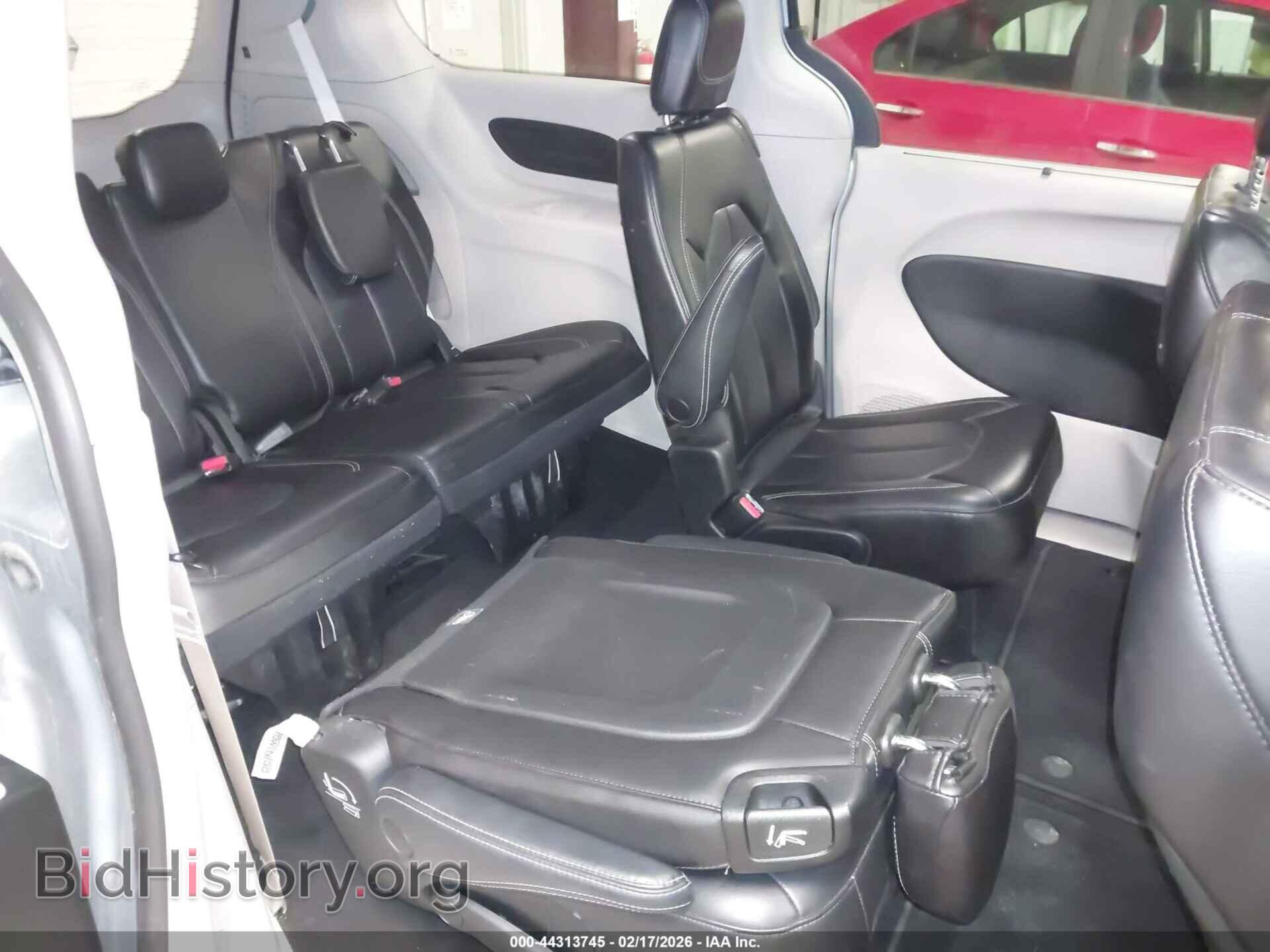 2023 CHRYSLER PACIFICA - VIN: 2C4RC1BG0PR534937 - Фото 8