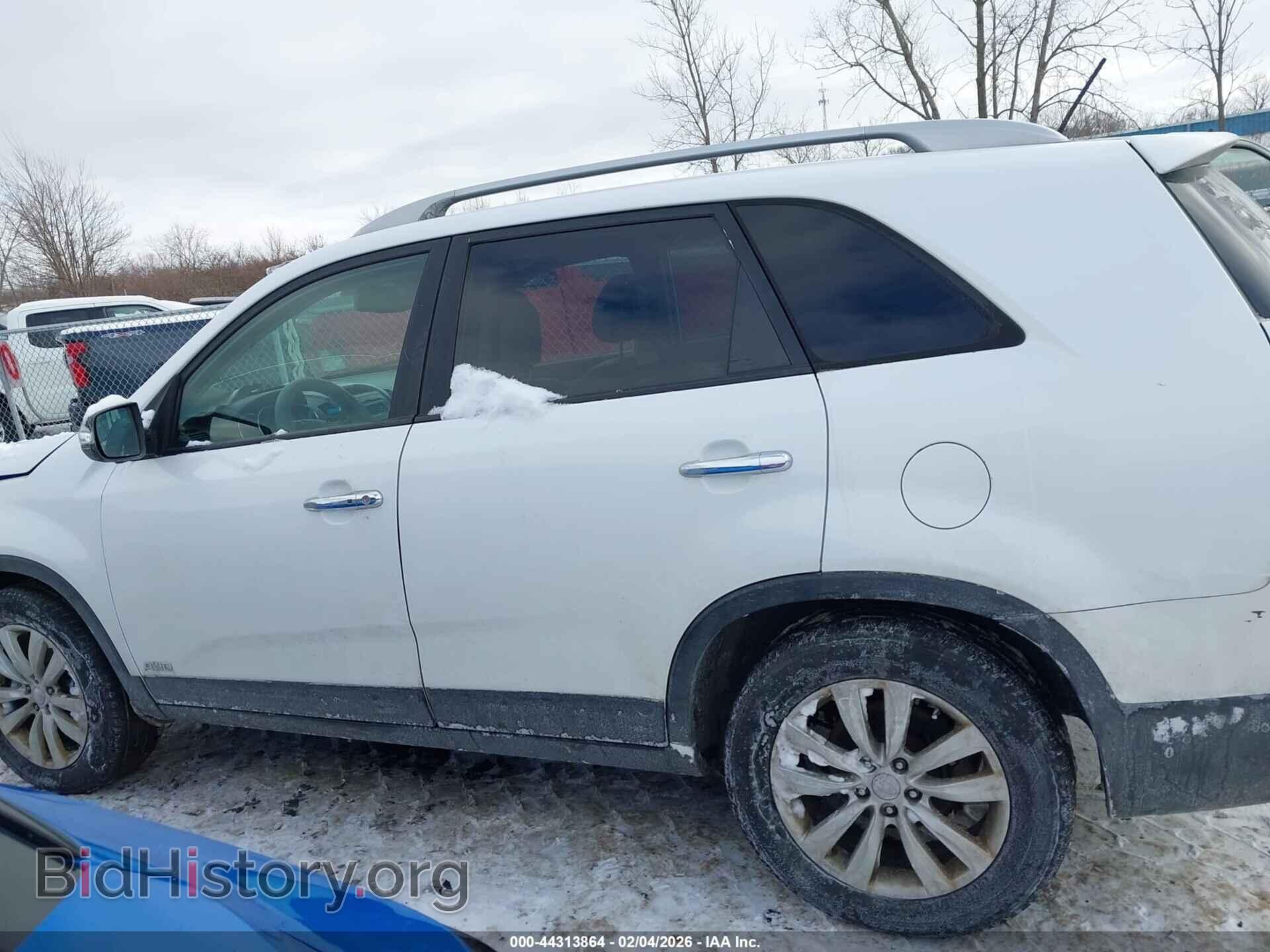 2011 KIA SORENTO - VIN: 5XYKUDA21BG098151 - Фото 15