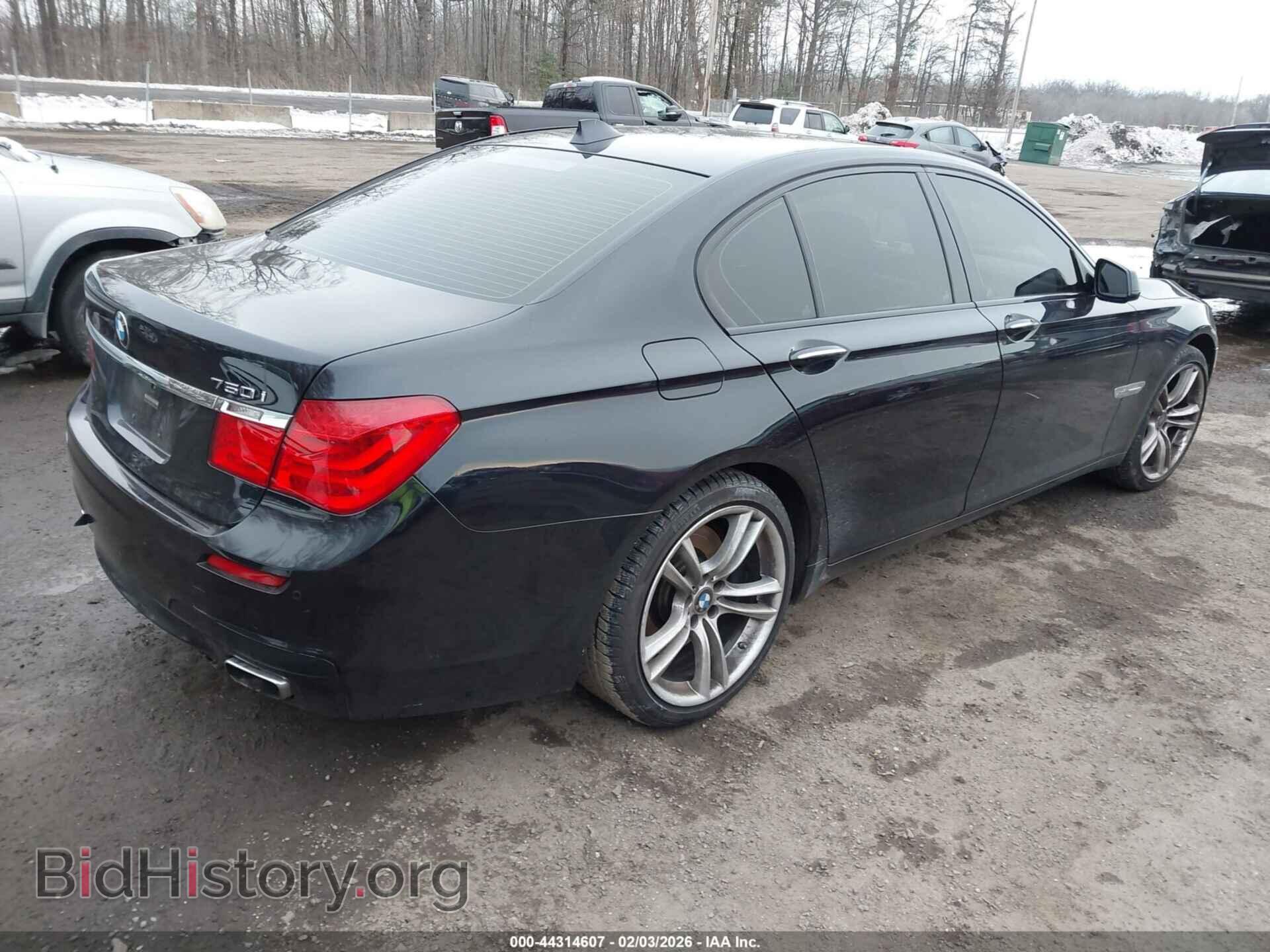 2010 BMW 750 - VIN: WBAKC6C53acl67689 - Фото 4