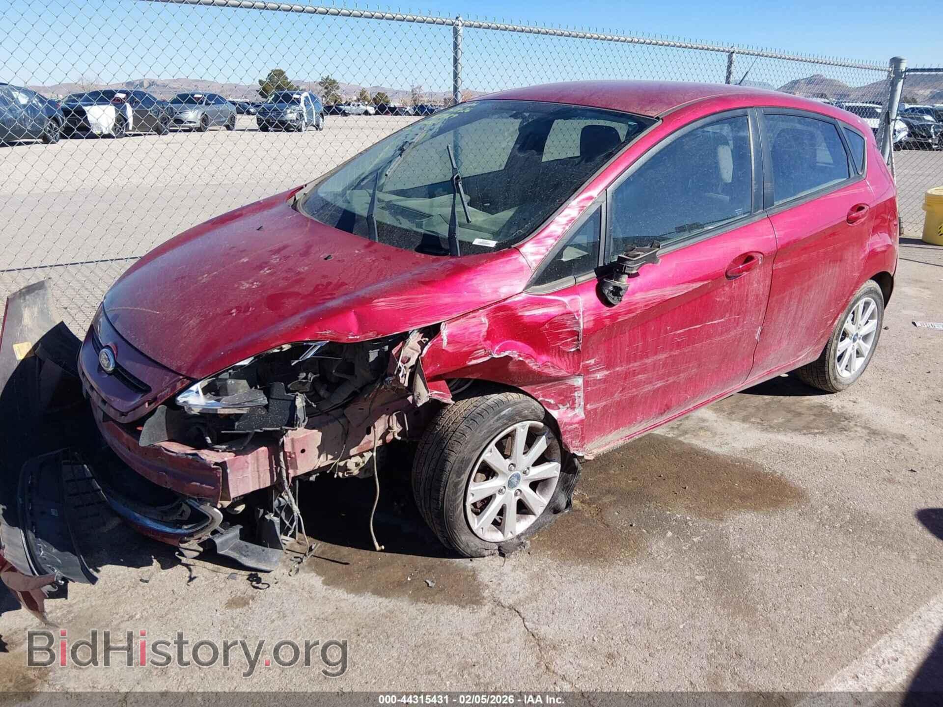 2011 FORD FIESTA - VIN: 3FADP4EJ9BM154105 - Фото 2