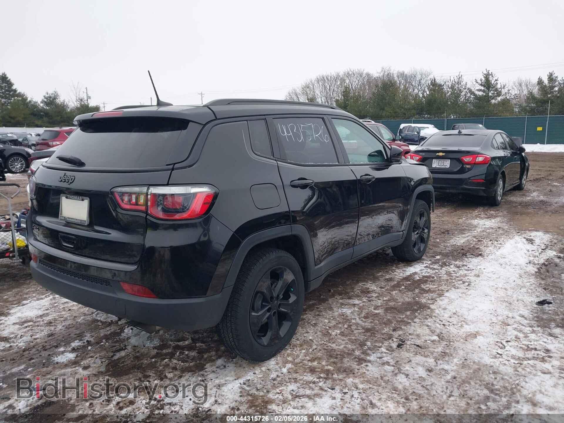 2019 JEEP COMPASS - VIN: 3C4NJDBB2KT682667 - Фото 4