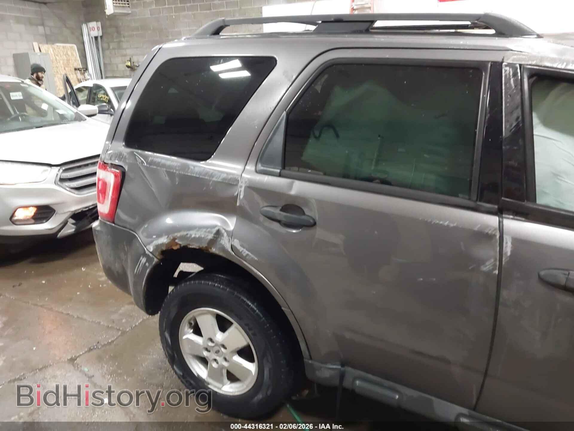 2011 FORD ESCAPE - VIN: 1FMCU9DGXBKC23825 - Фото 6