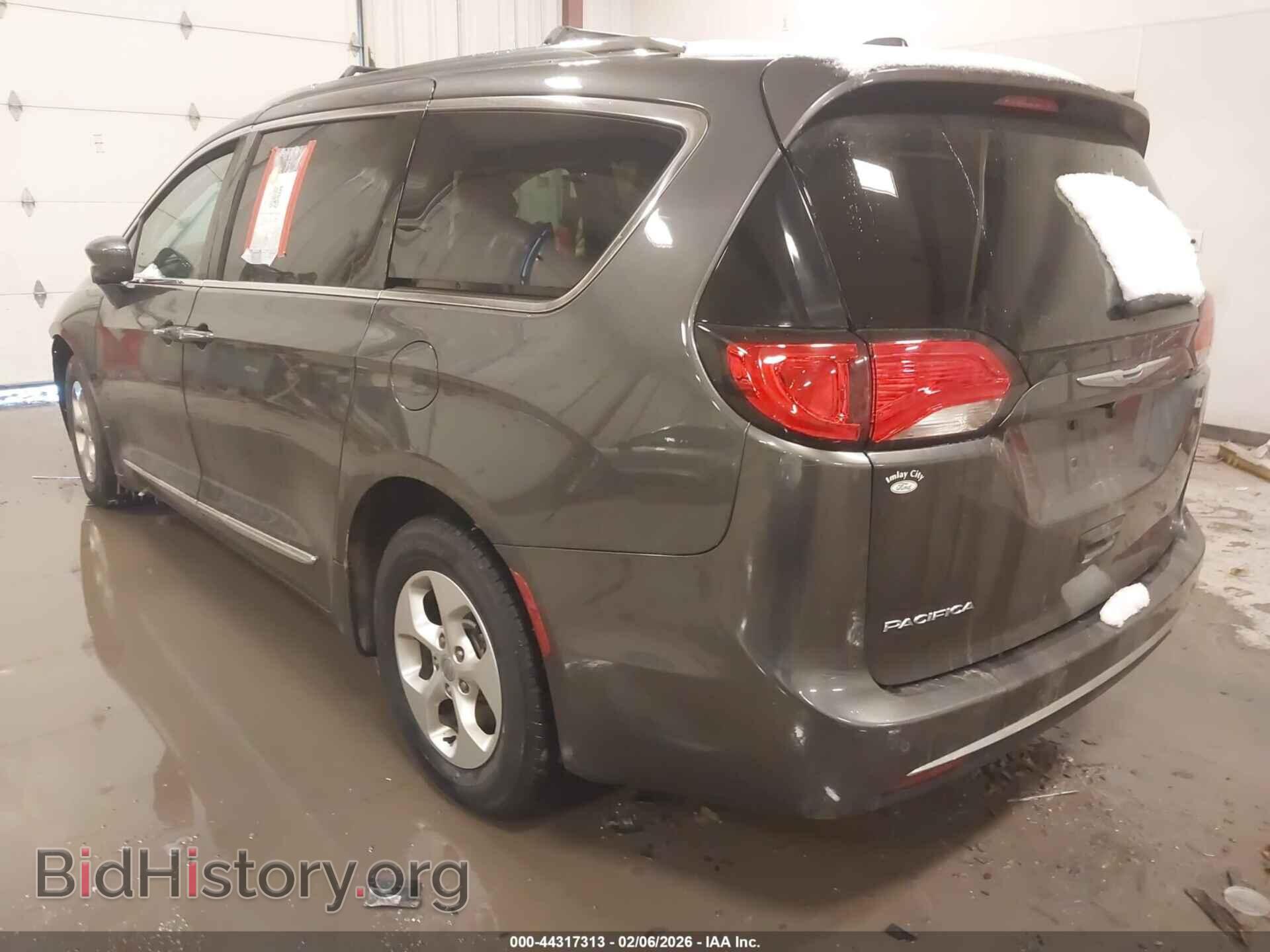 2017 CHRYSLER PACIFICA - VIN: 2C4RC1EGXHR810957 - Photo 3