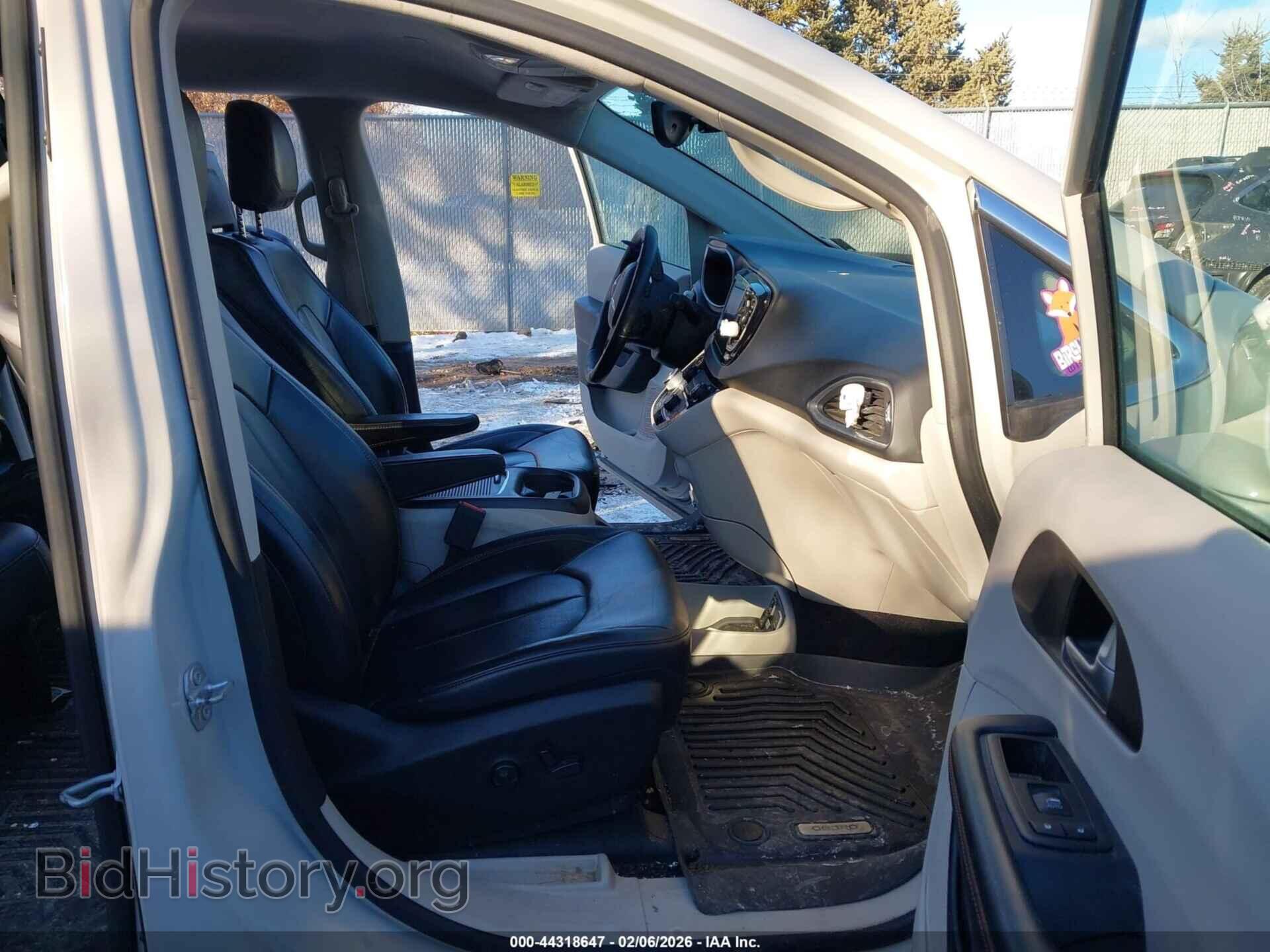 2017 CHRYSLER PACIFICA - VIN: 2C4RC1EG8HR577144 - Фото 5