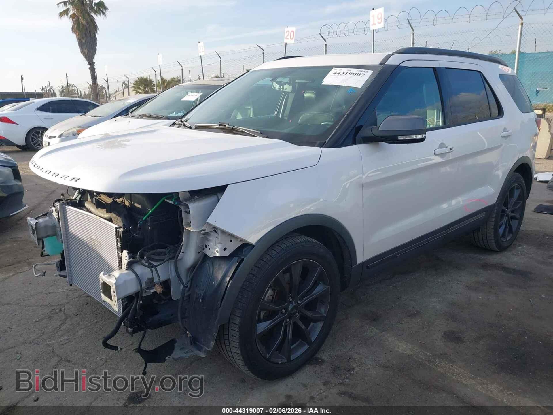 2018 FORD EXPLORER - VIN: 1FM5K7D84JGB32207 - Photo 2