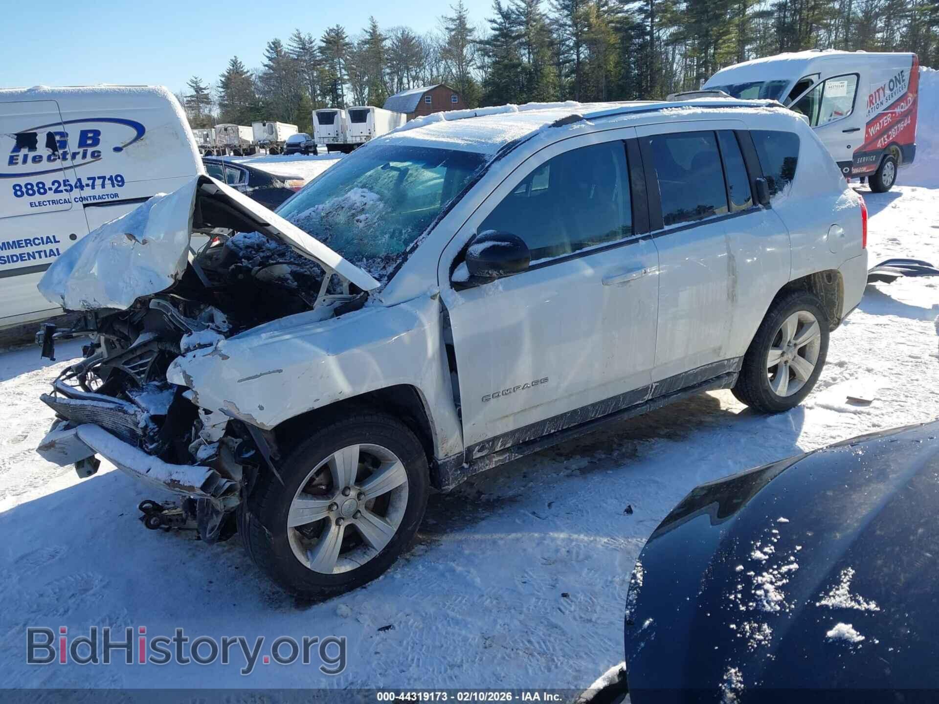 2012 JEEP COMPASS - VIN: 1C4NJCEBXCD616638 - Photo 2