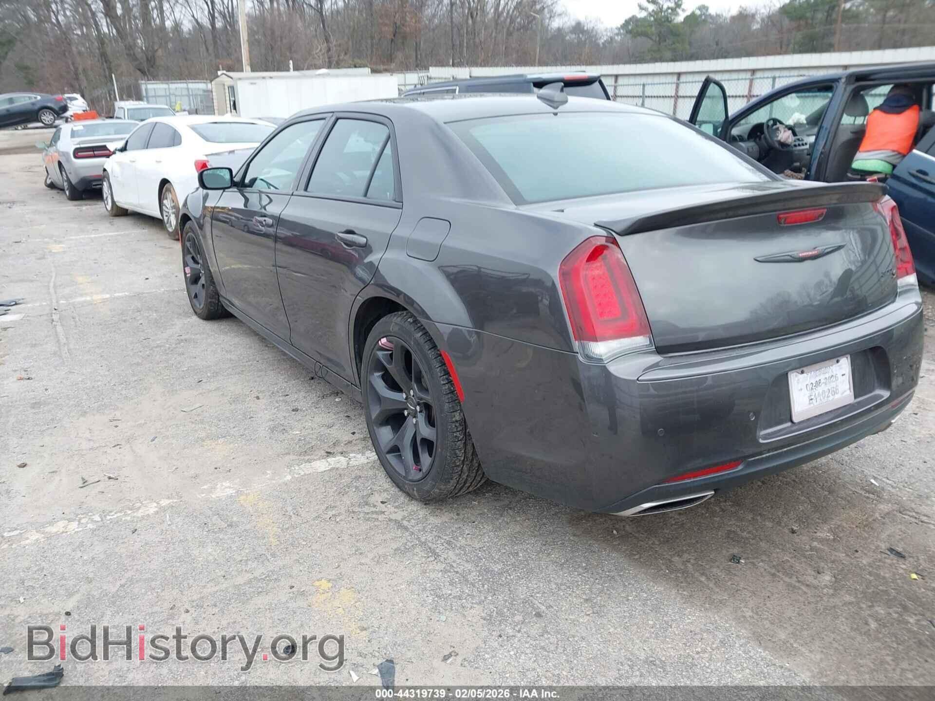 2021 CHRYSLER 300 - VIN: 2C3CCABG0MH558442 - Photo 3