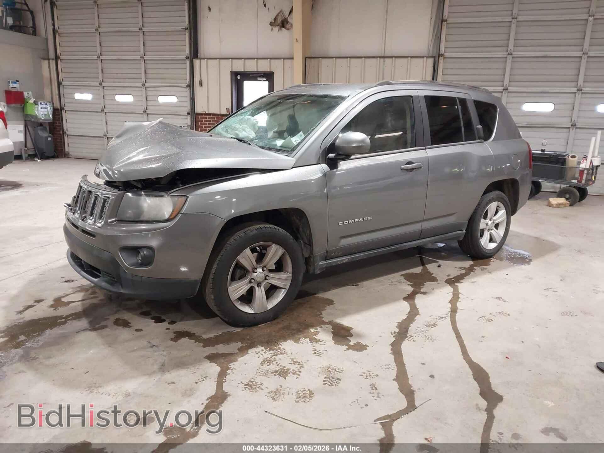 2014 JEEP COMPASS - VIN: 1C4NJCEA5ED624642 - Photo 2