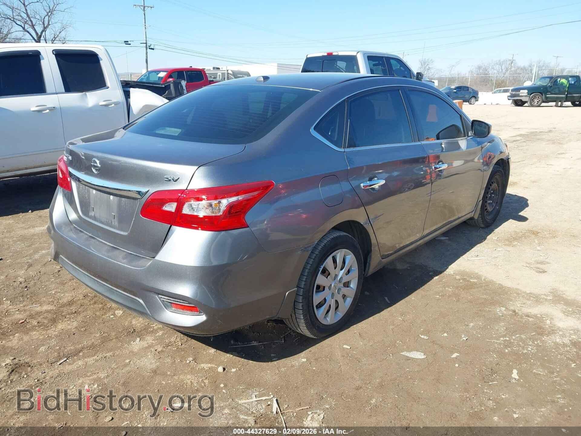 2017 NISSAN SENTRA - VIN: 3N1AB7AP3HY338564 - Фото 4
