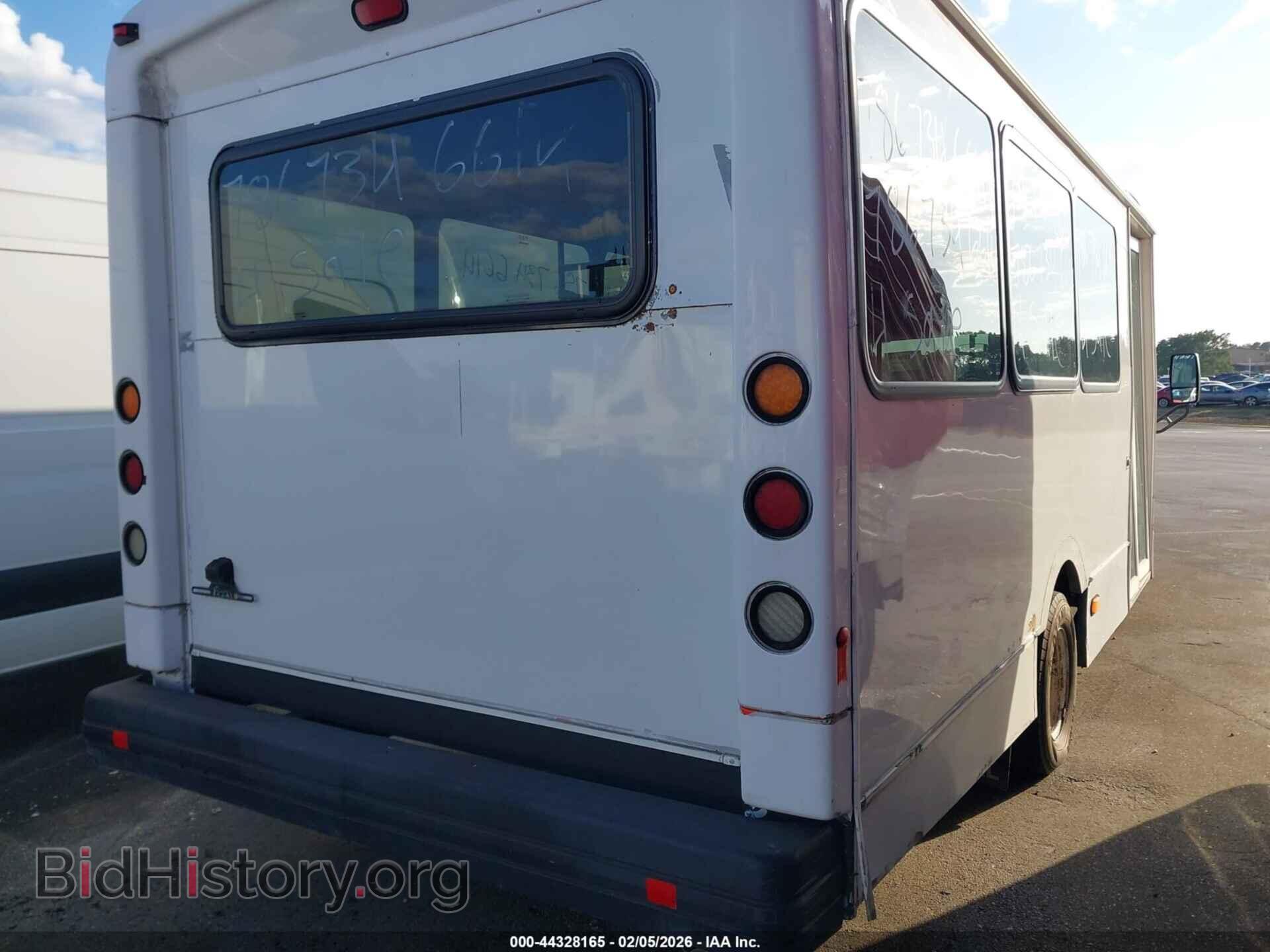 2018 FORD E-450 CUTAWAY - VIN: 1FDFE4FS8JDC01517 - Фото 4