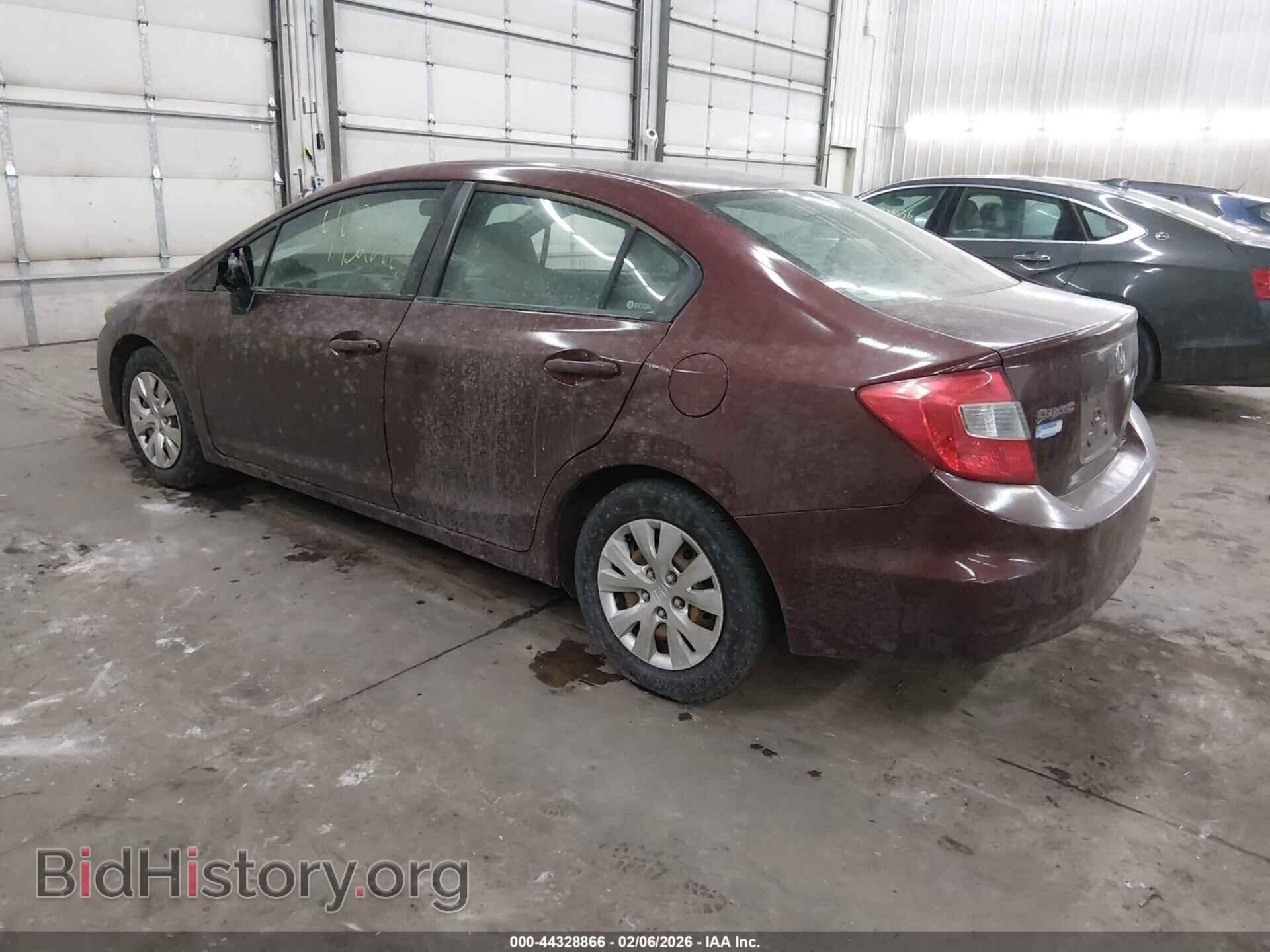2012 HONDA CIVIC - VIN: 2HGFB2F54CH572757 - Фото 3