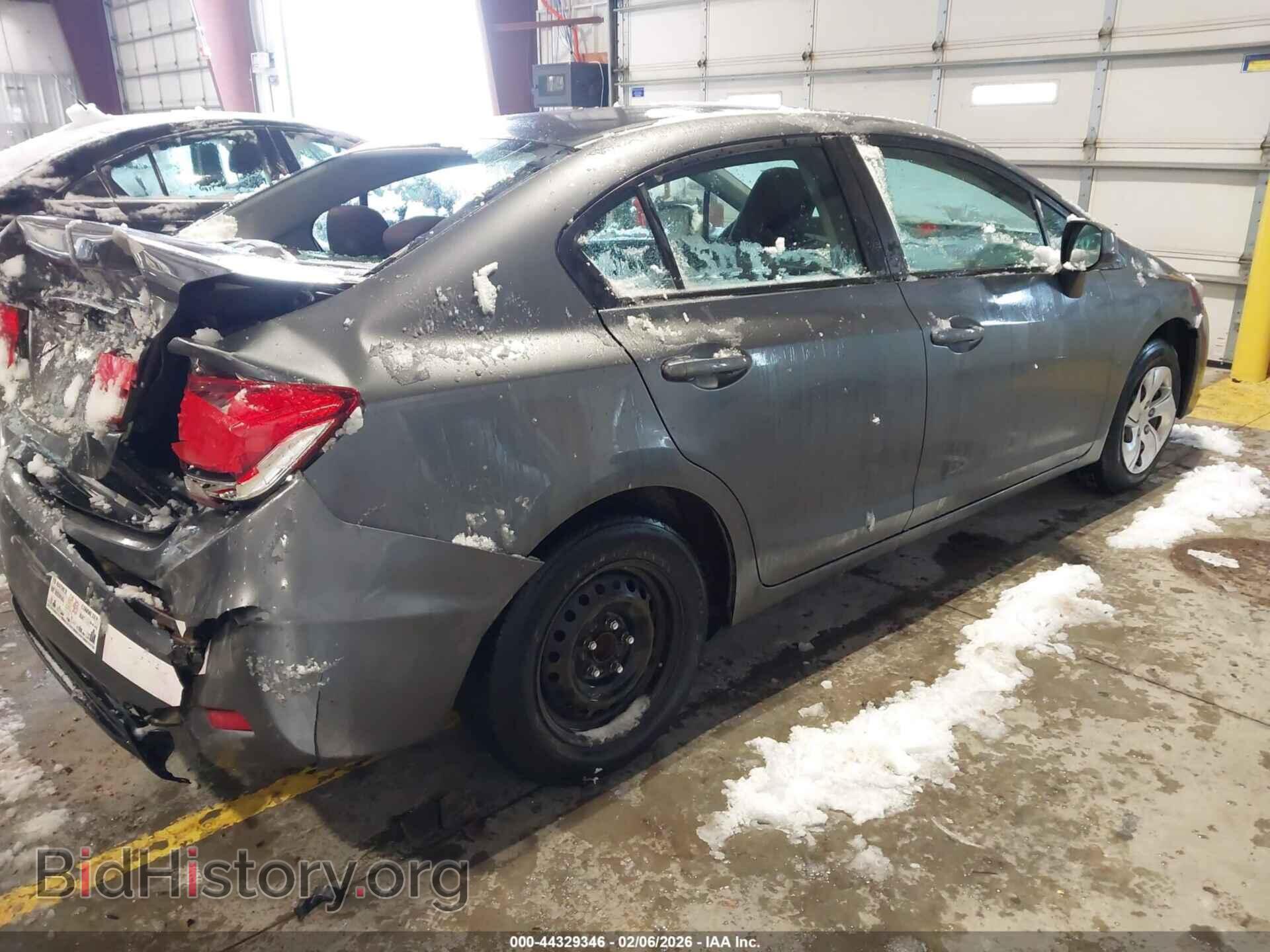 2013 HONDA CIVIC - VIN: 19XFB2E54DE095132 - Фото 4