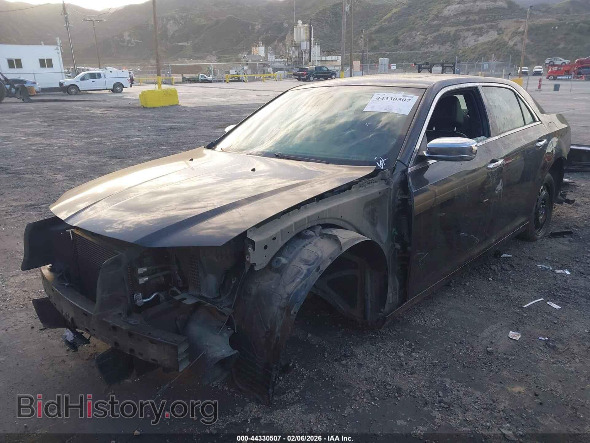 2017 CHRYSLER 300C - VIN: 2C3CCAEG9HH516501 - Photo 2