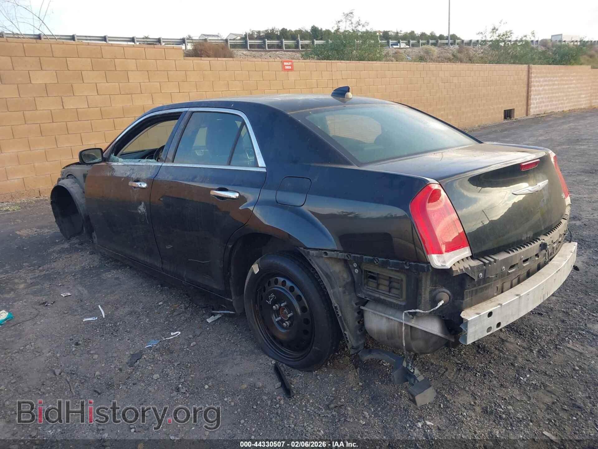 2017 CHRYSLER 300C - VIN: 2C3CCAEG9HH516501 - Photo 3