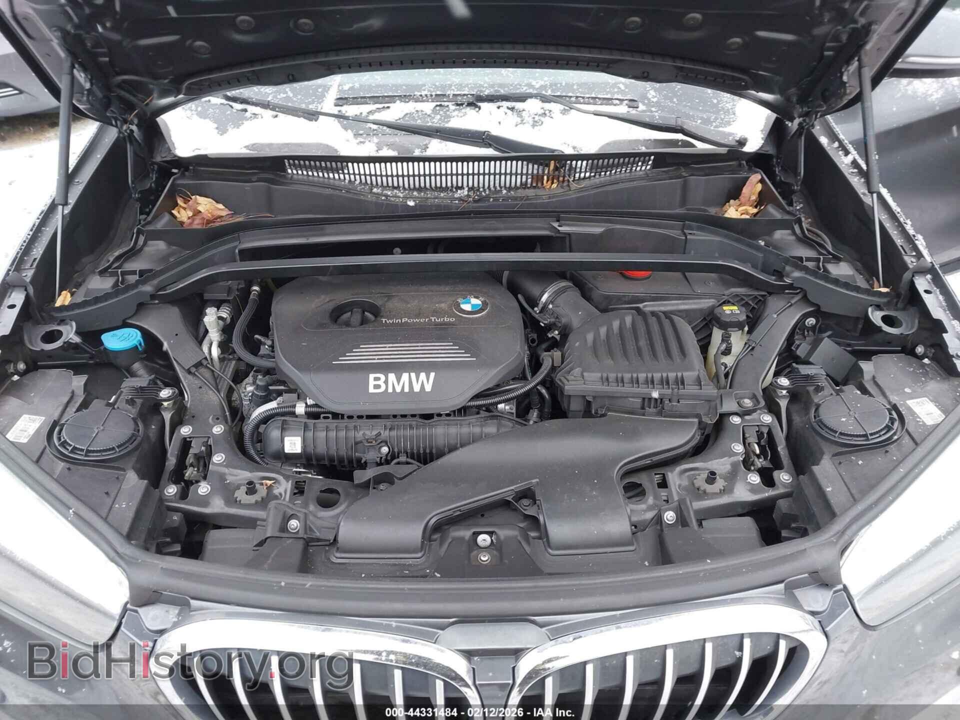 2017 BMW X1 - VIN: WBXHT3C34H5F76132 - Фото 10