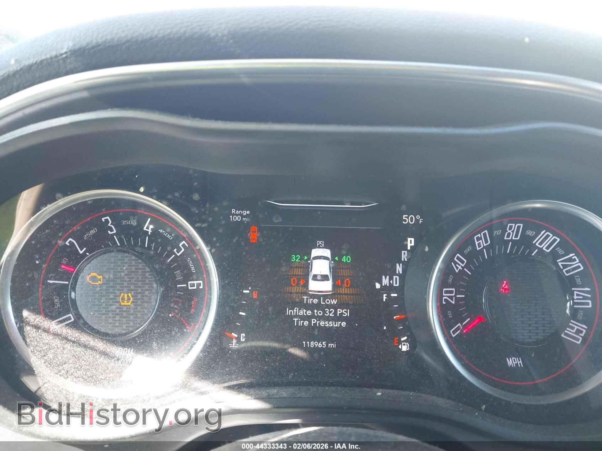 2017 DODGE CHALLENGER - VIN: 2C3CDZAG8HH502350 - Фото 7