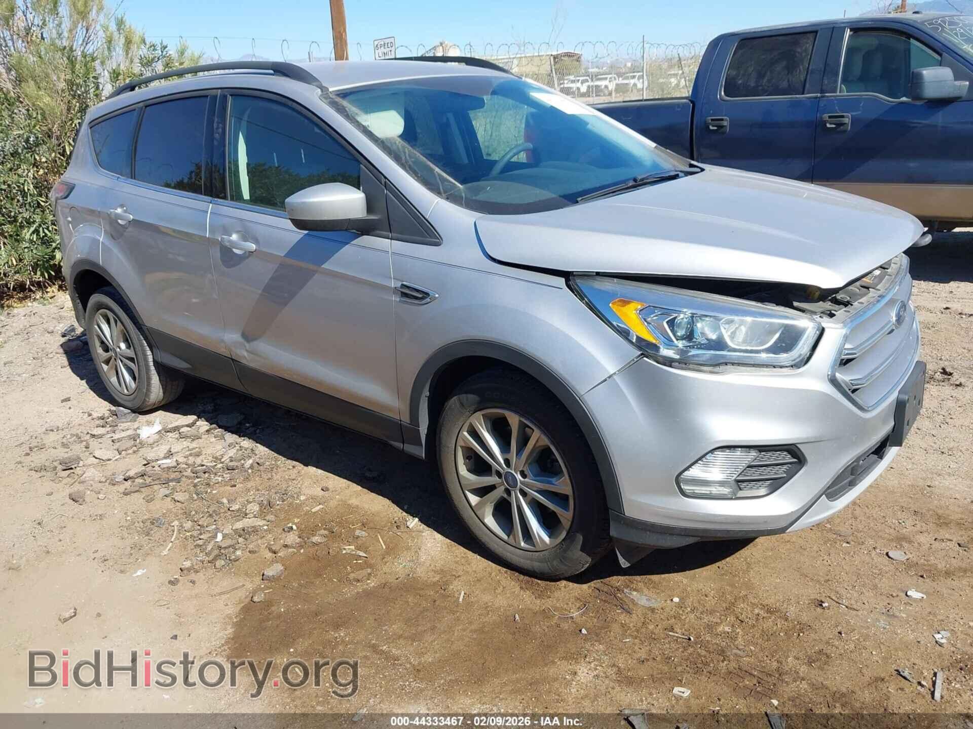 Фотография 1FMCU0GD1HUB01137 - FORD ESCAPE 2017