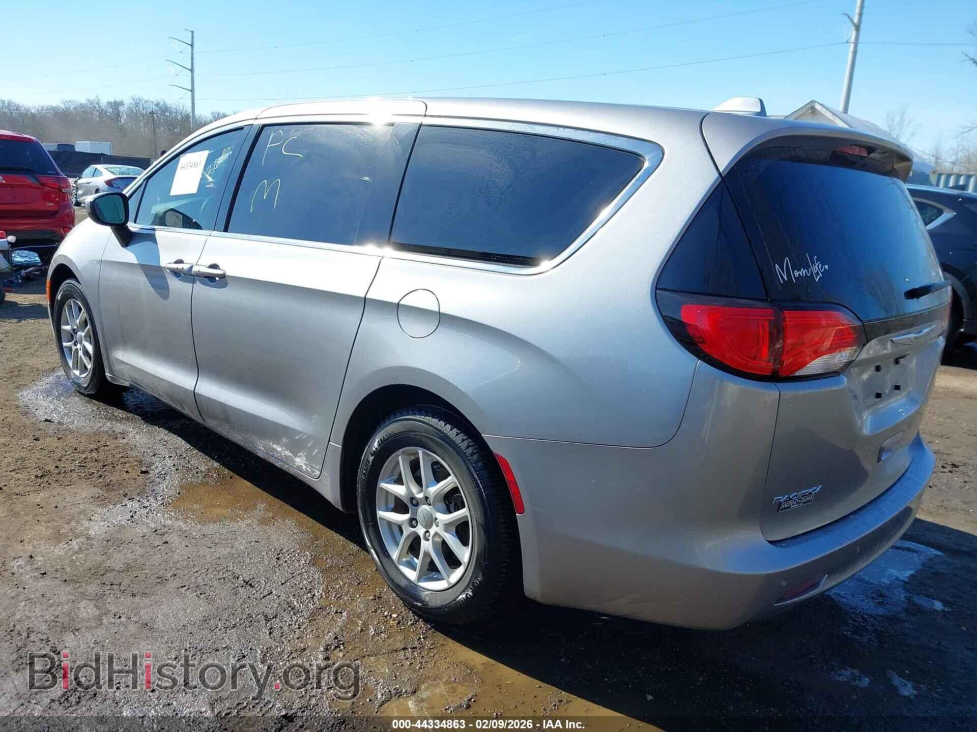 2017 CHRYSLER PACIFICA - VIN: 2C4RC1DG9HR516533 - Фото 3