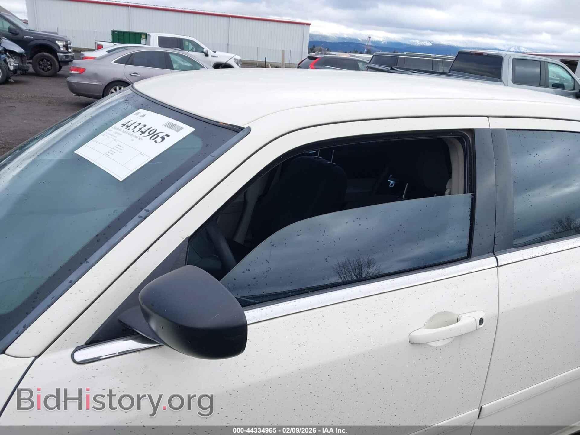 2005 CHRYSLER 300 - VIN: 2C3AA43RX5H104120 - Фото 6
