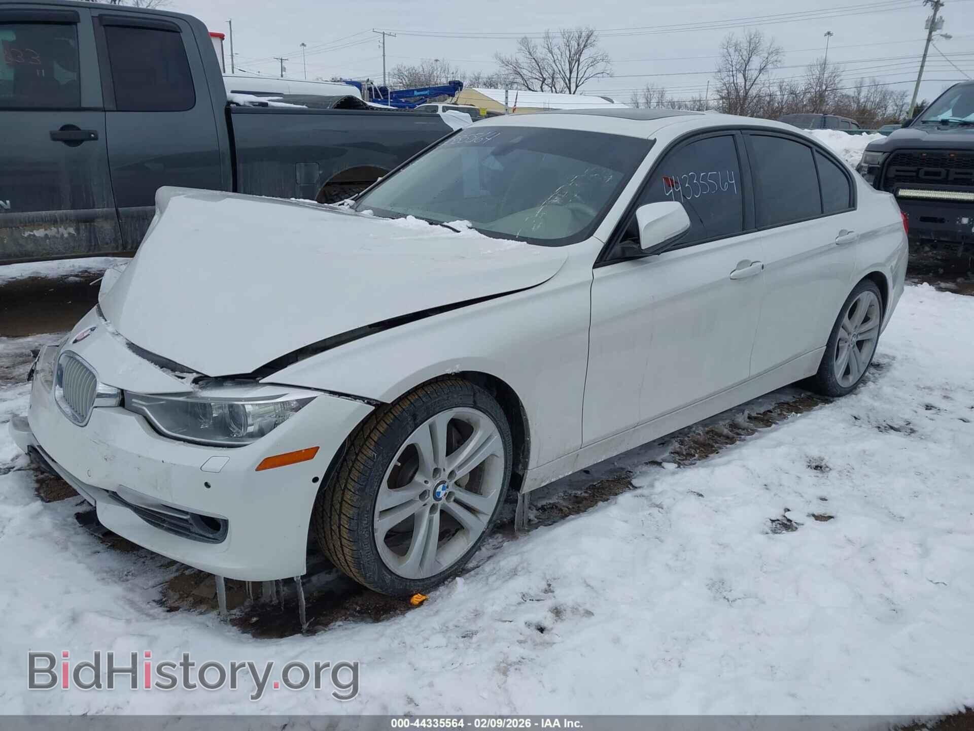 2013 BMW 335I - VIN: WBA3A9C51DF474903 - Фото 2