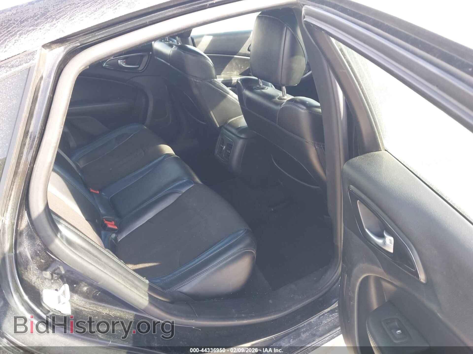 2016 CHRYSLER 200 - VIN: 1C3CCCBB1GN174701 - Photo 8