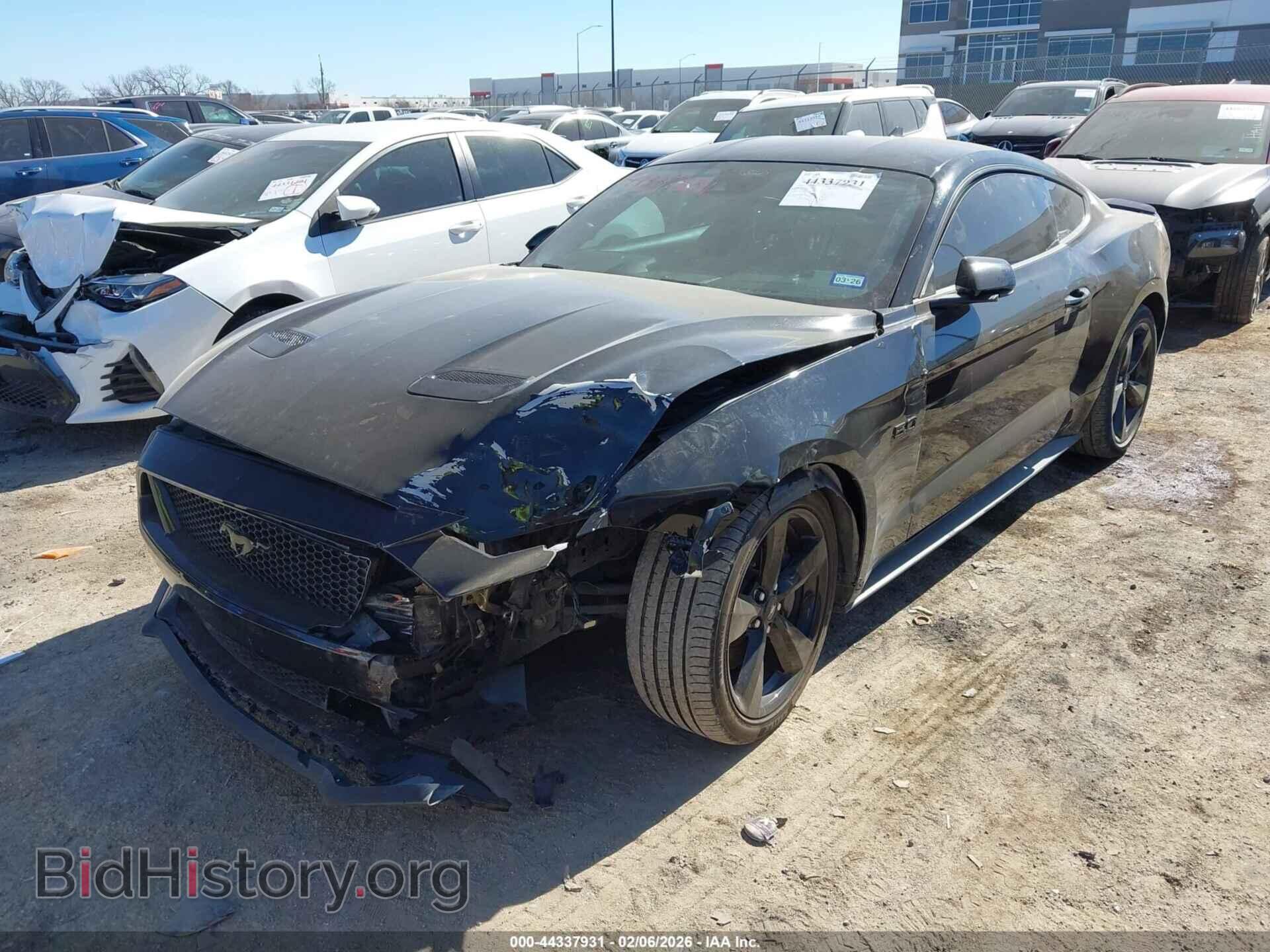 2021 FORD MUSTANG - VIN: 1FA6P8CF6M5113633 - Фото 2