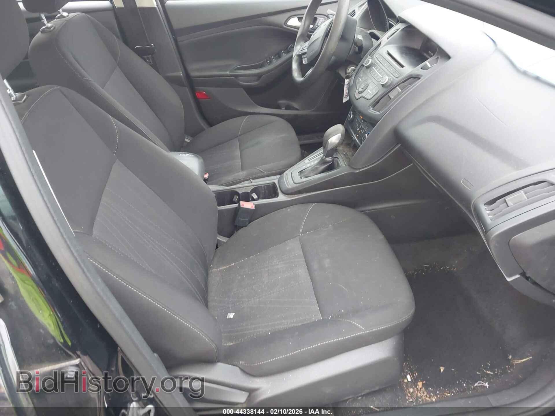 2017 FORD FOCUS - VIN: 1FADP3F2XHL334639 - Фото 5