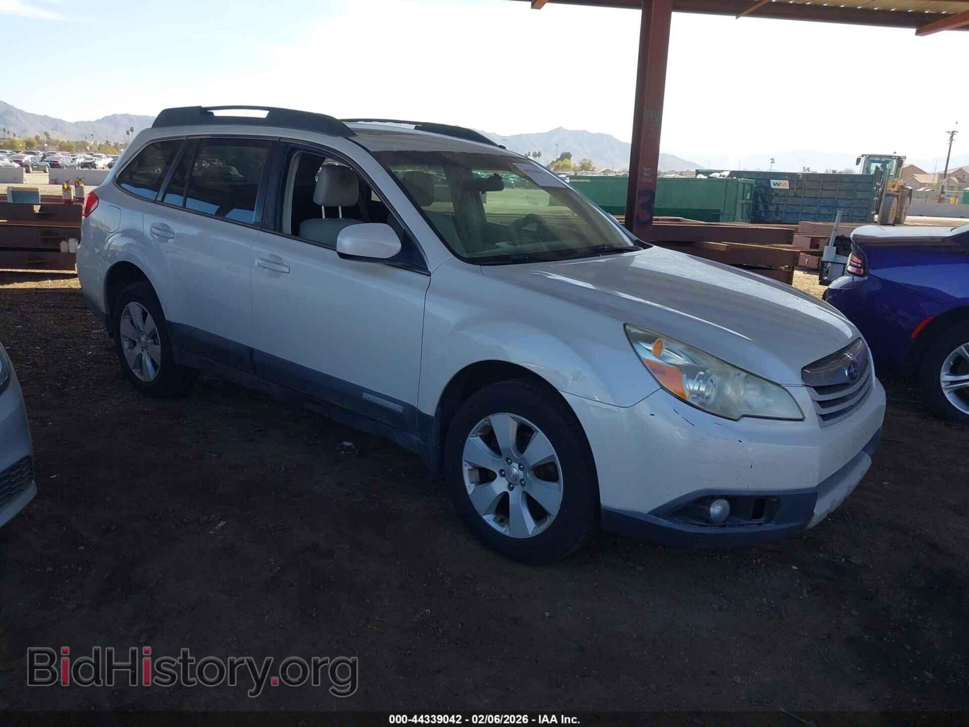 Photo 4S4BRBGC9A3353052 - SUBARU OUTBACK 2010