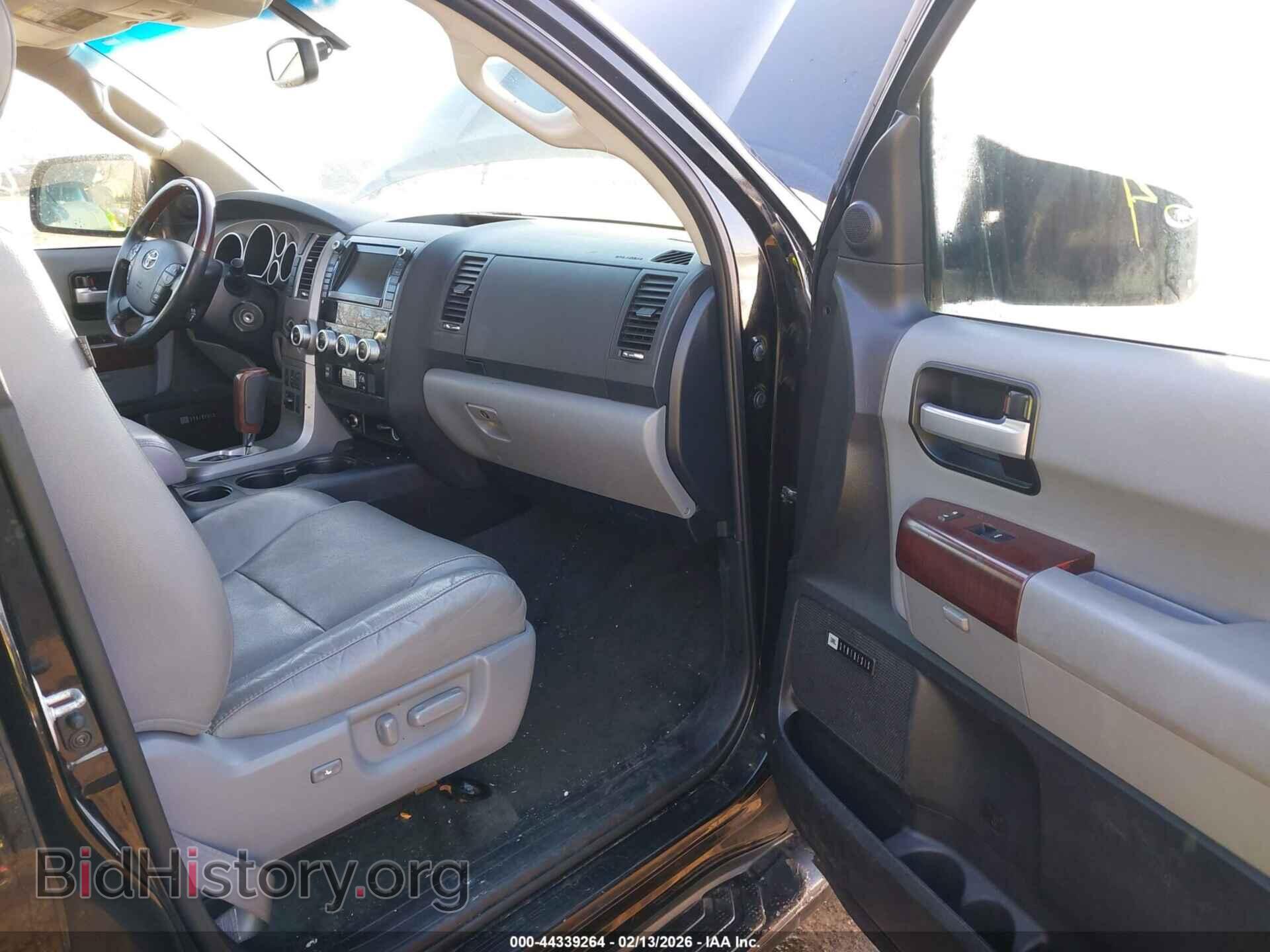2012 TOYOTA SEQUOIA - VIN: 5TDDW5G19Cs059013 - Фото 5