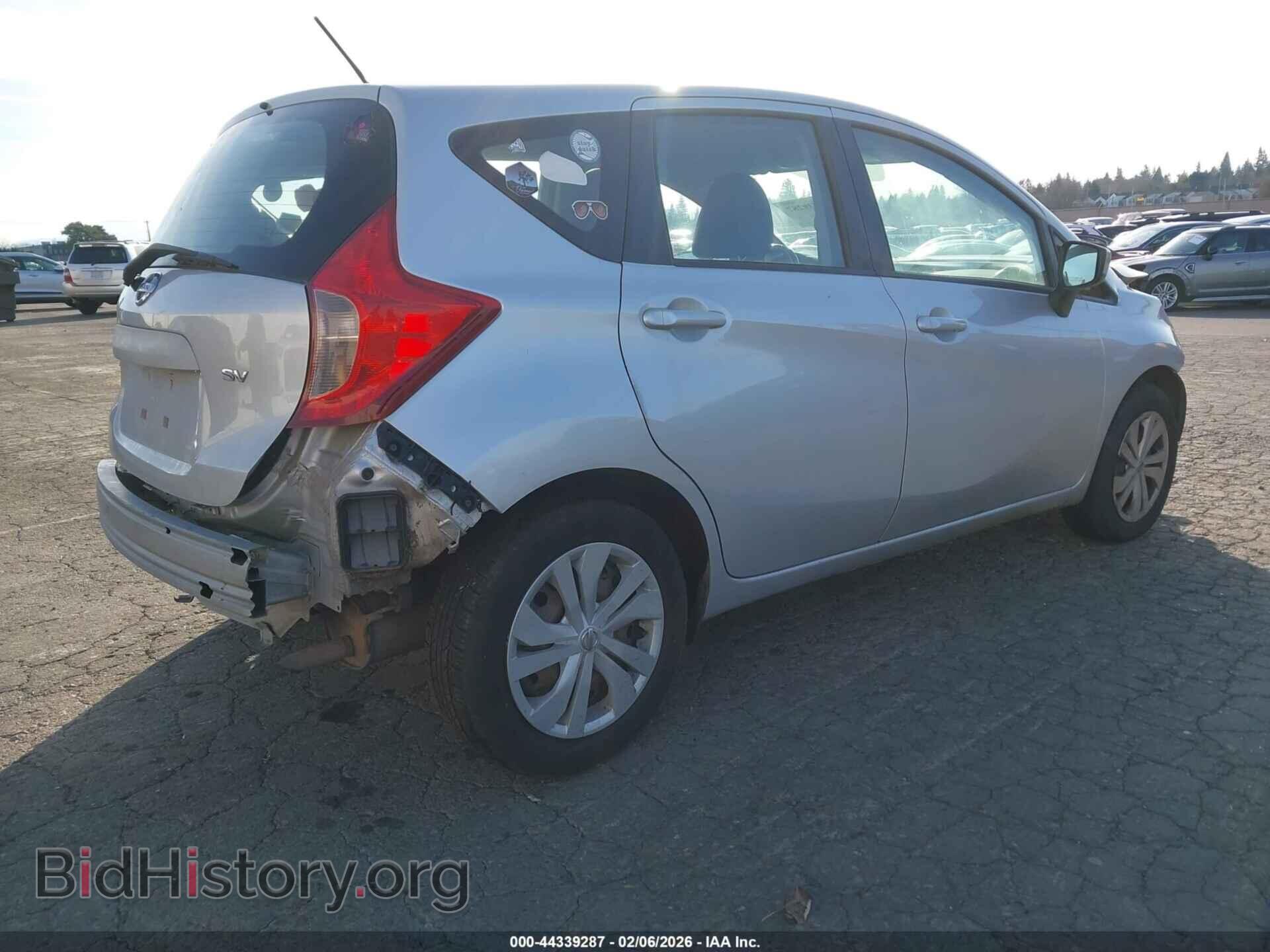 2018 NISSAN VERSA NOTE - VIN: 3N1CE2CP7JL351935 - Фото 4
