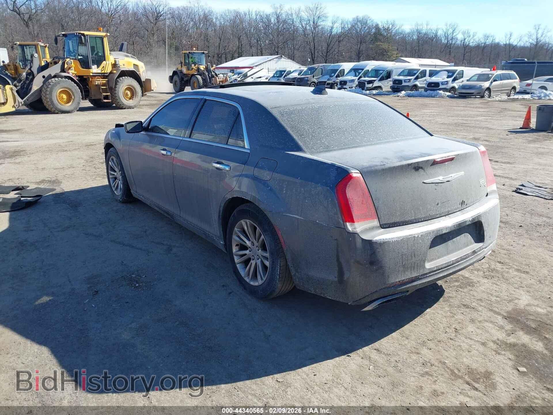 2017 CHRYSLER 300C - VIN: 2C3CCAEGXHH663376 - Фото 3