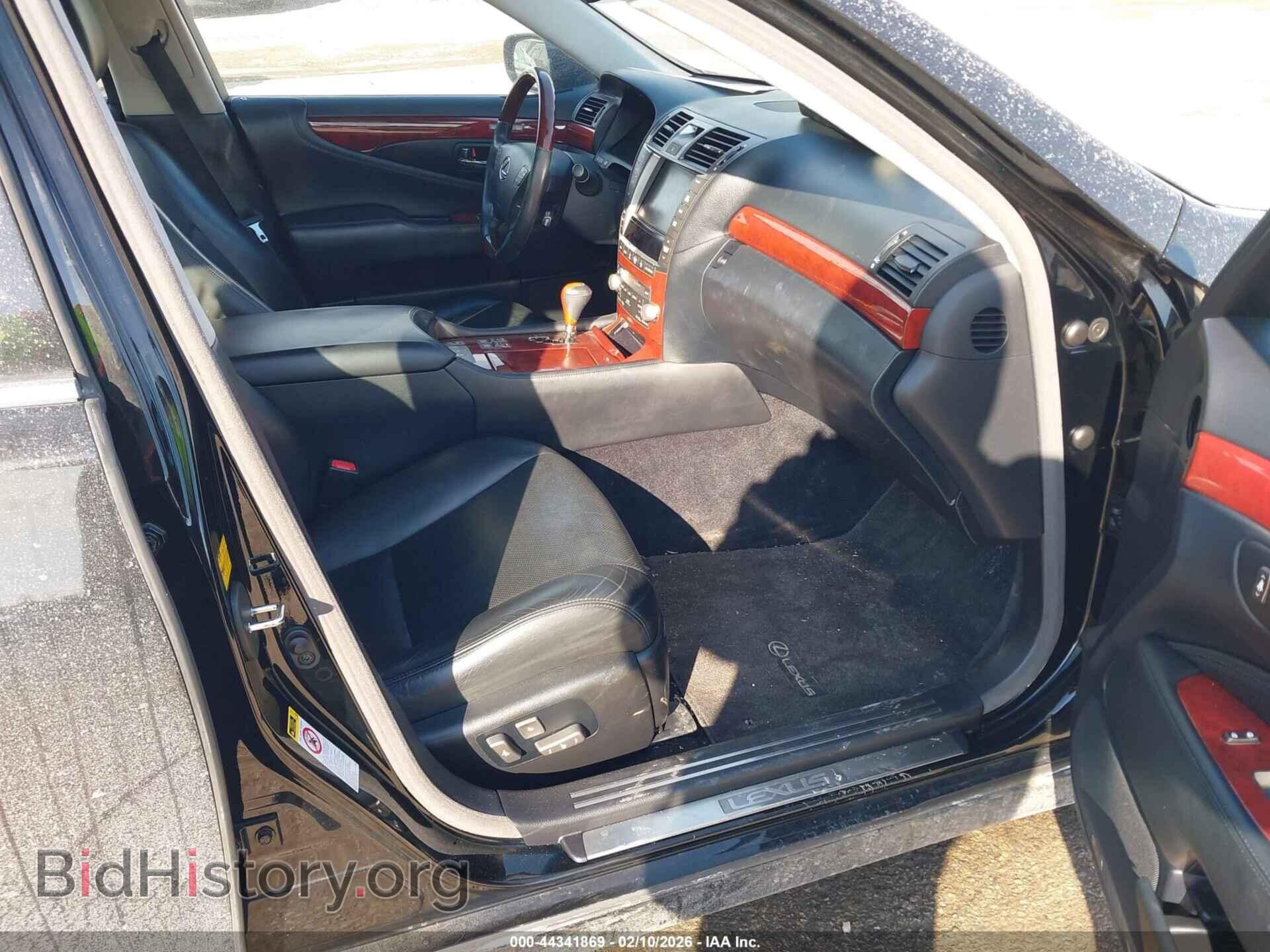 2010 LEXUS LS 460 - VIN: JTHGL1EF1A5041328 - Photo 5
