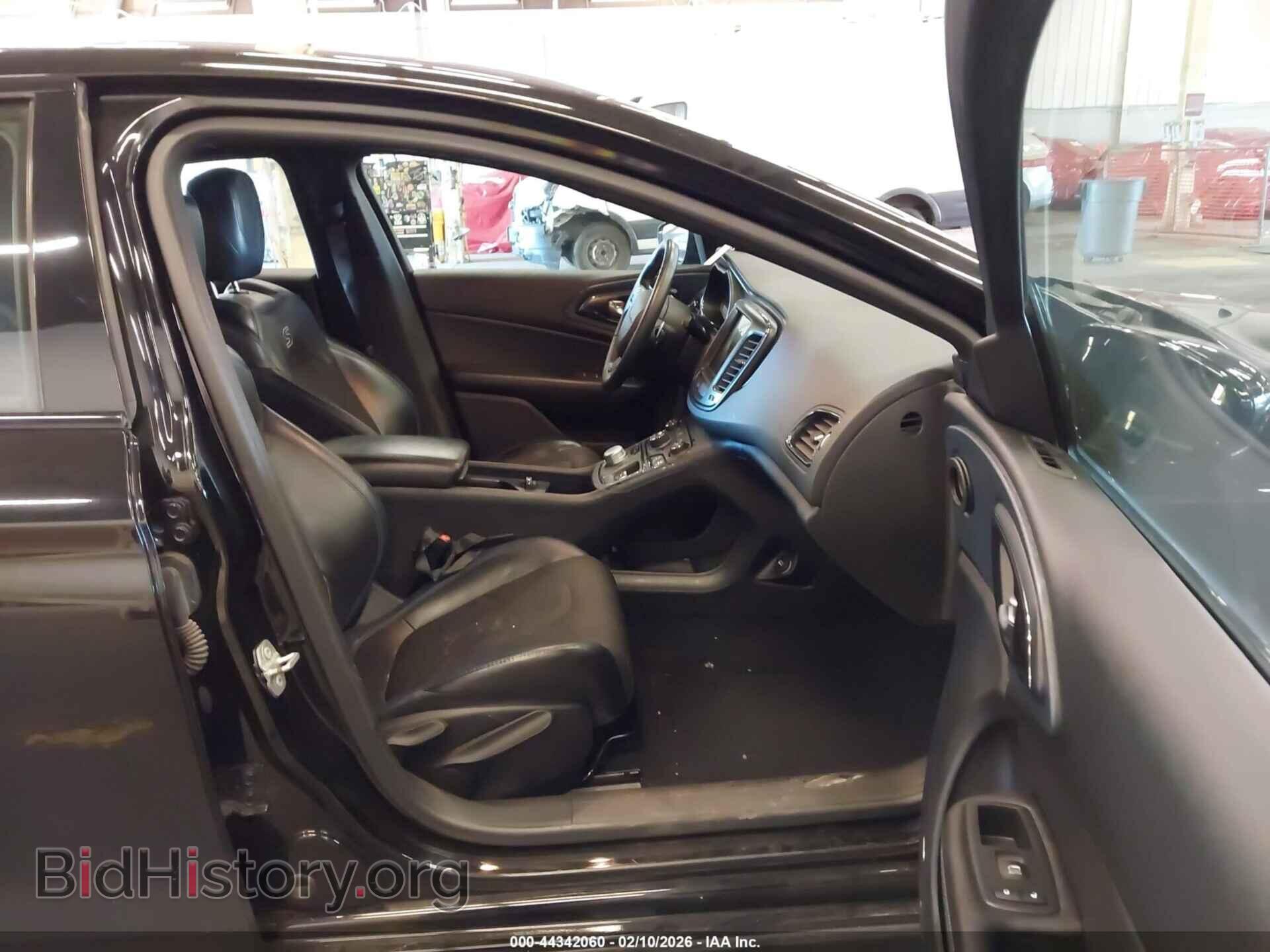 2016 CHRYSLER 200 - VIN: 1C3CCCBB5GN139272 - Фото 5