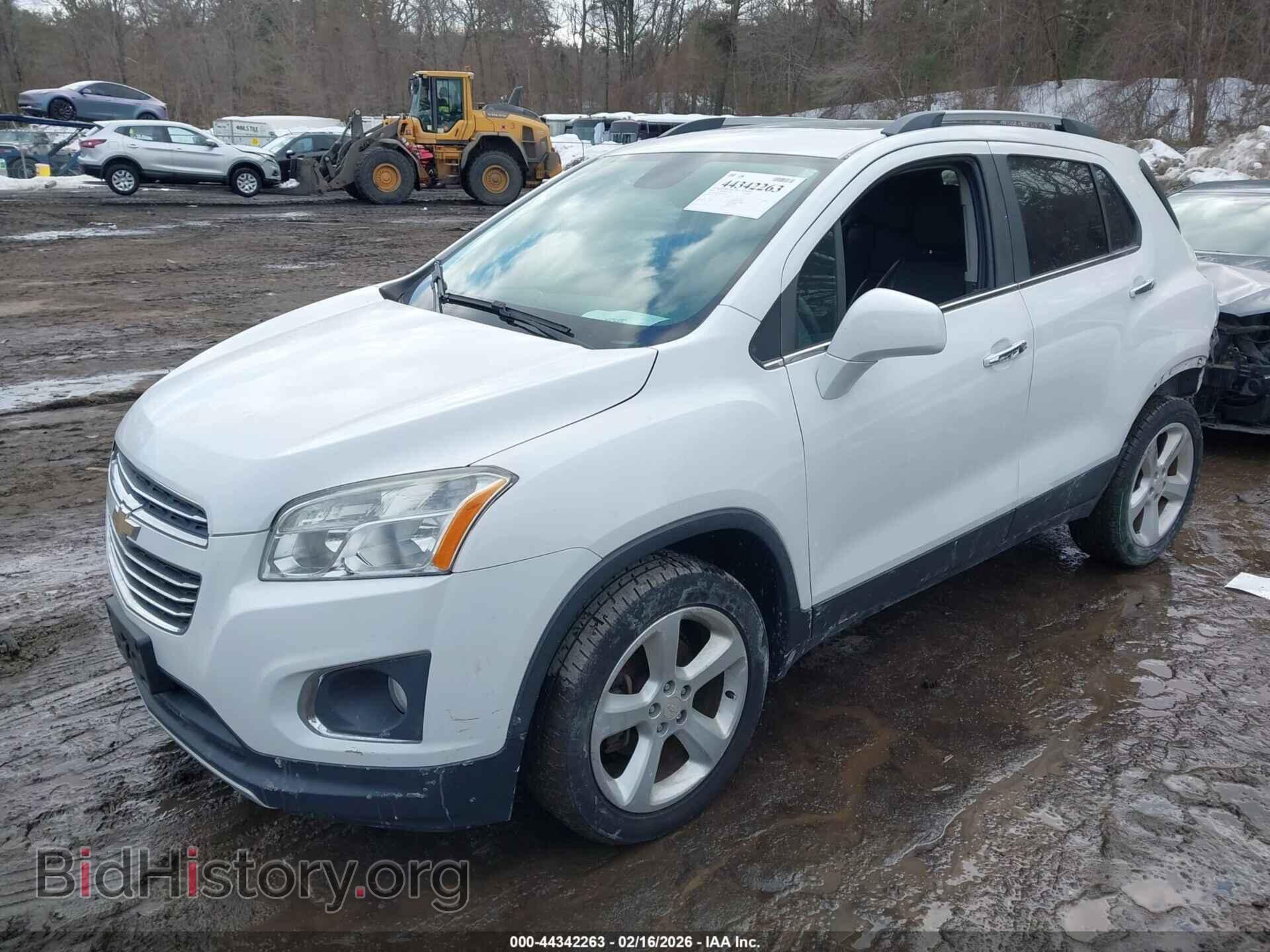 2016 CHEVROLET TRAX - VIN: 3GNCJRSB5GL277809 - Фото 2