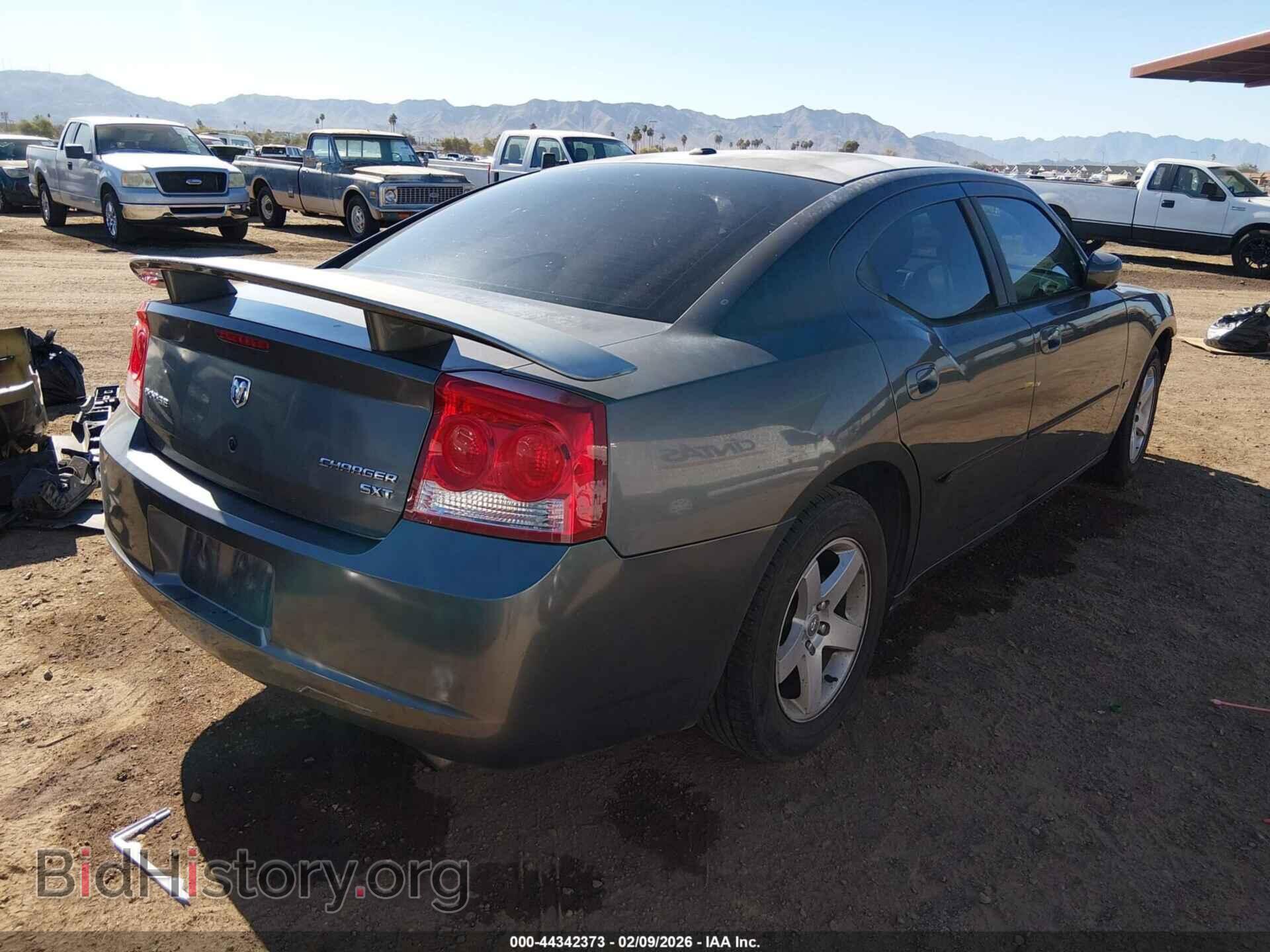 2010 DODGE CHARGER - VIN: 2B3CA3CV2AH165663 - Фото 4