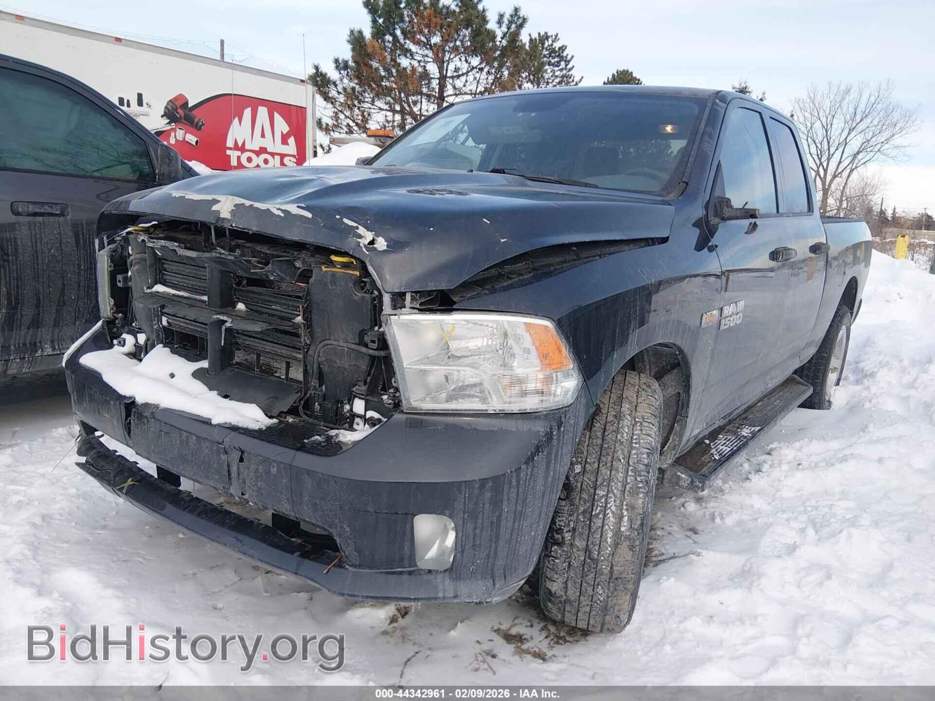 2018 RAM 1500 - VIN: 1C6RR7FT7JS187855 - Фото 2
