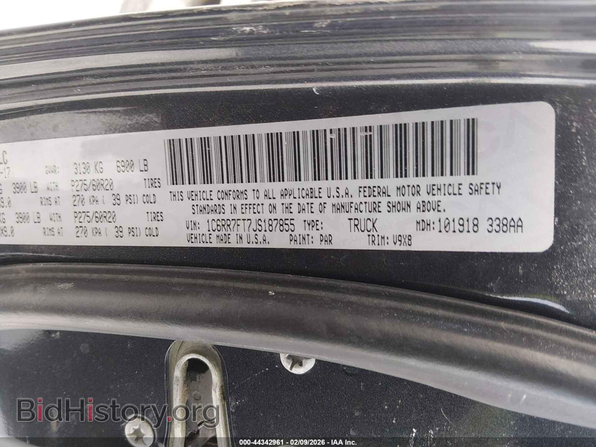 2018 RAM 1500 - VIN: 1C6RR7FT7JS187855 - Фото 9