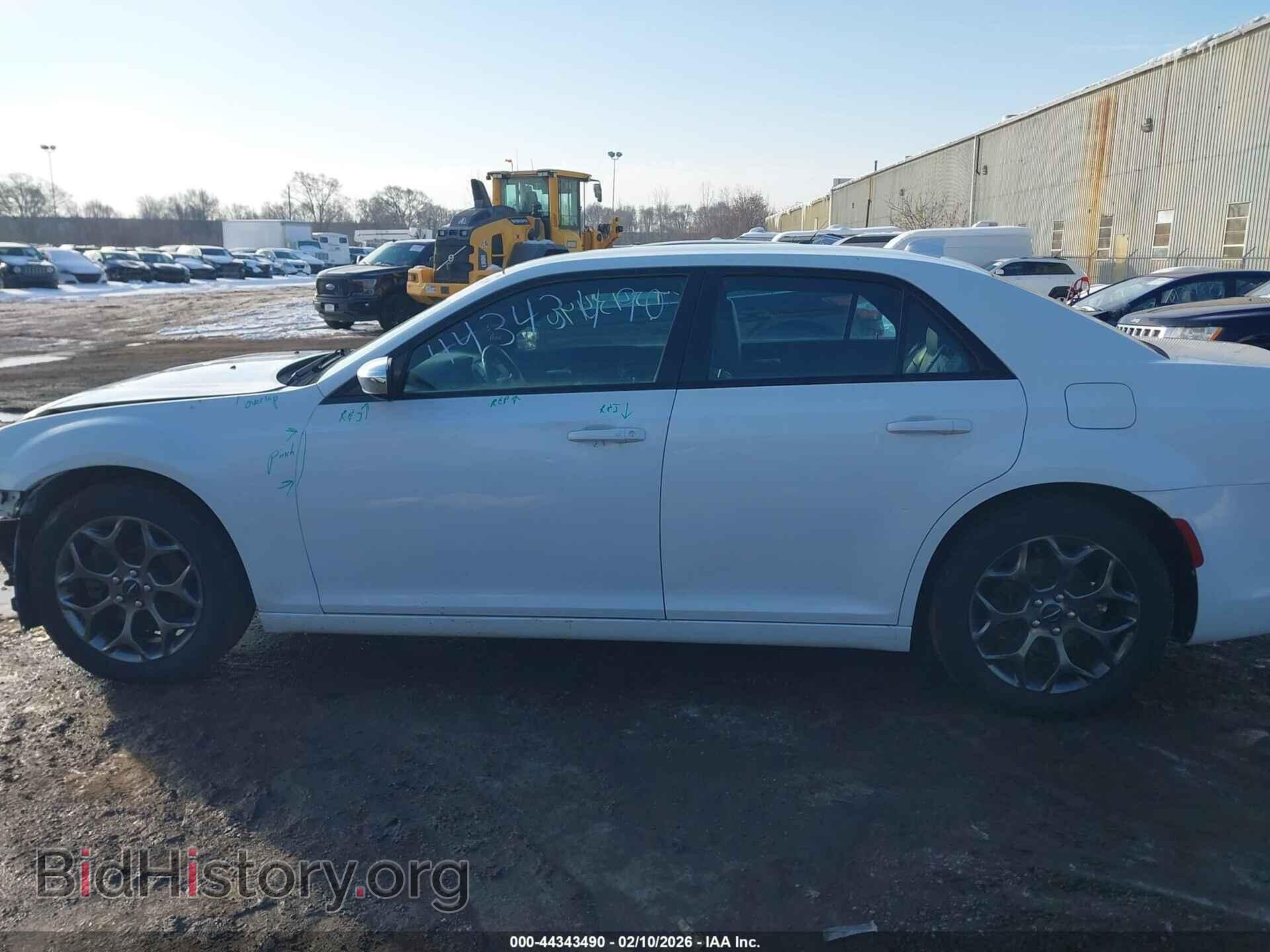 2016 CHRYSLER 300 - VIN: 2C3CCAGG9GH182756 - Photo 14