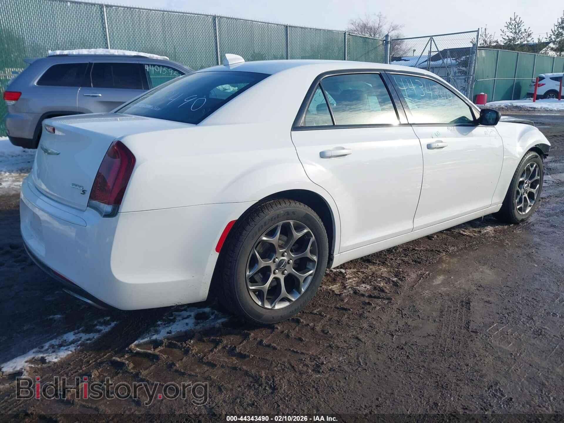 2016 CHRYSLER 300 - VIN: 2C3CCAGG9GH182756 - Photo 4