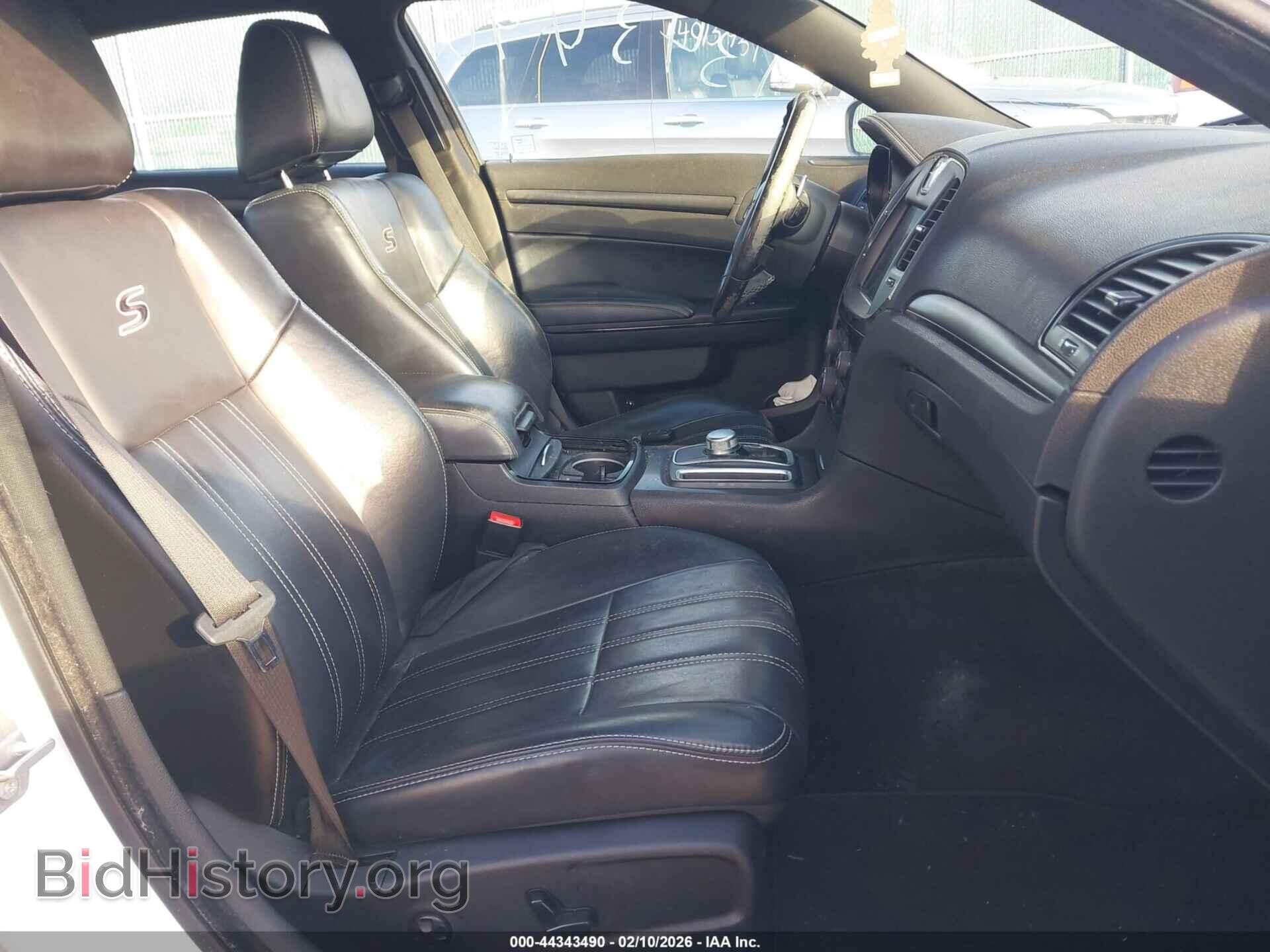 2016 CHRYSLER 300 - VIN: 2C3CCAGG9GH182756 - Photo 5